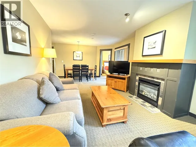 211 - 2064 SUMMIT DRIVE, Panorama 3