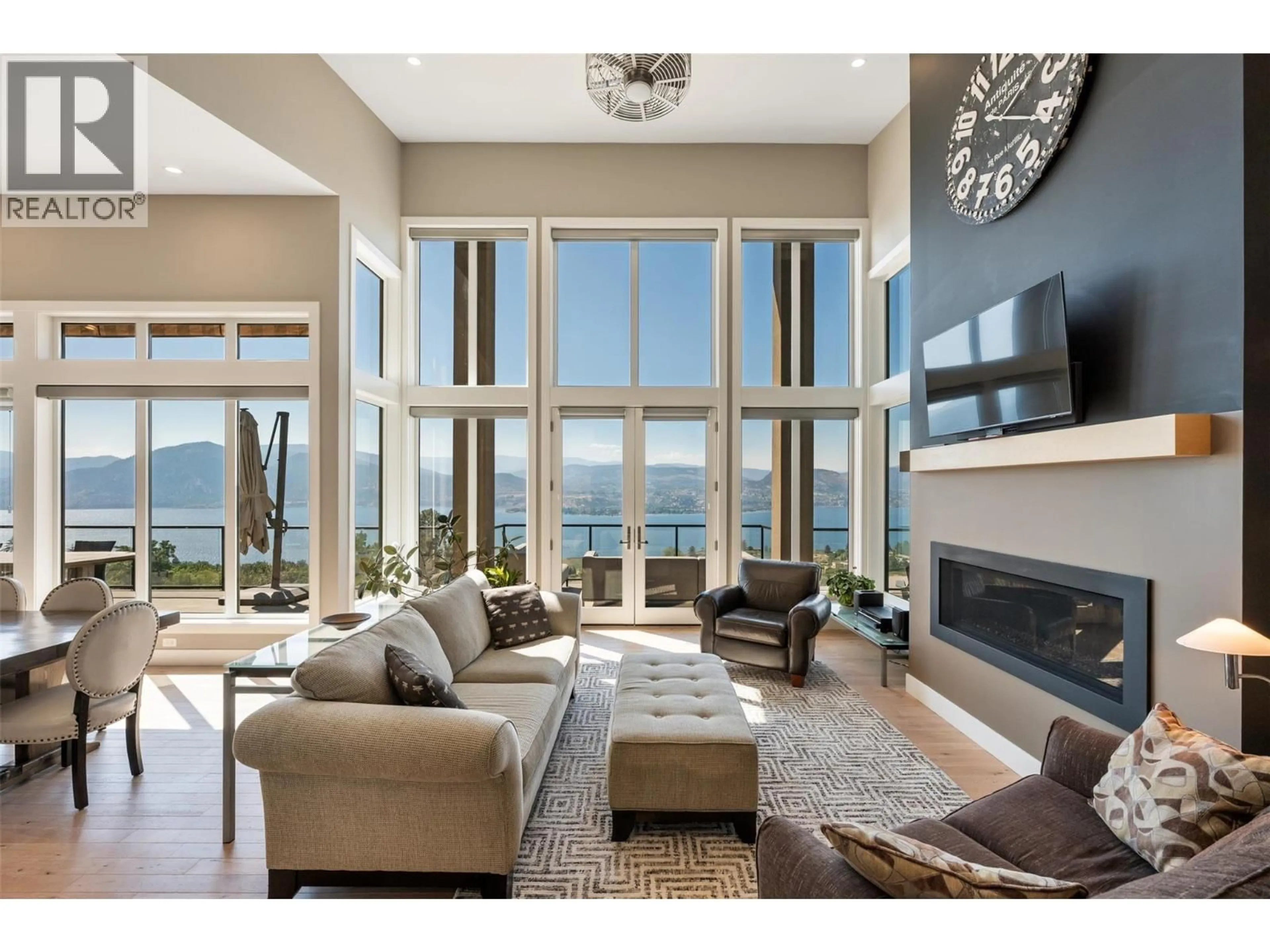 Living room with furniture, unknown for 2498 WINIFRED ROAD, Naramata British Columbia V0H1N1