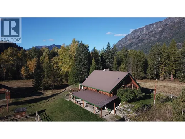 1896 ST. MARY LAKE ROAD, Kimberley 5
