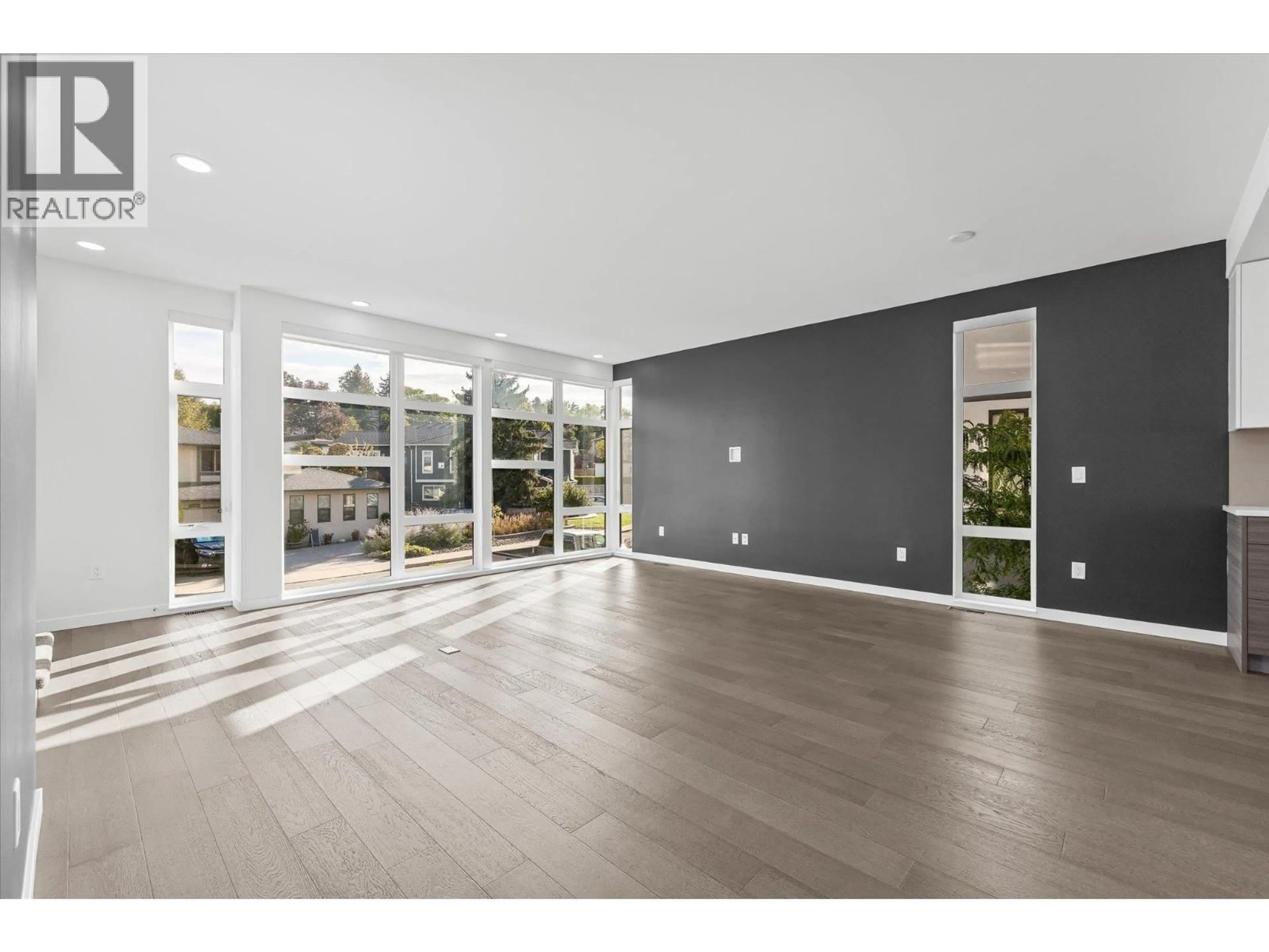 Unknown for 37 - 1515 HIGHLAND DRIVE NORTH, Kelowna British Columbia V1Y0C9