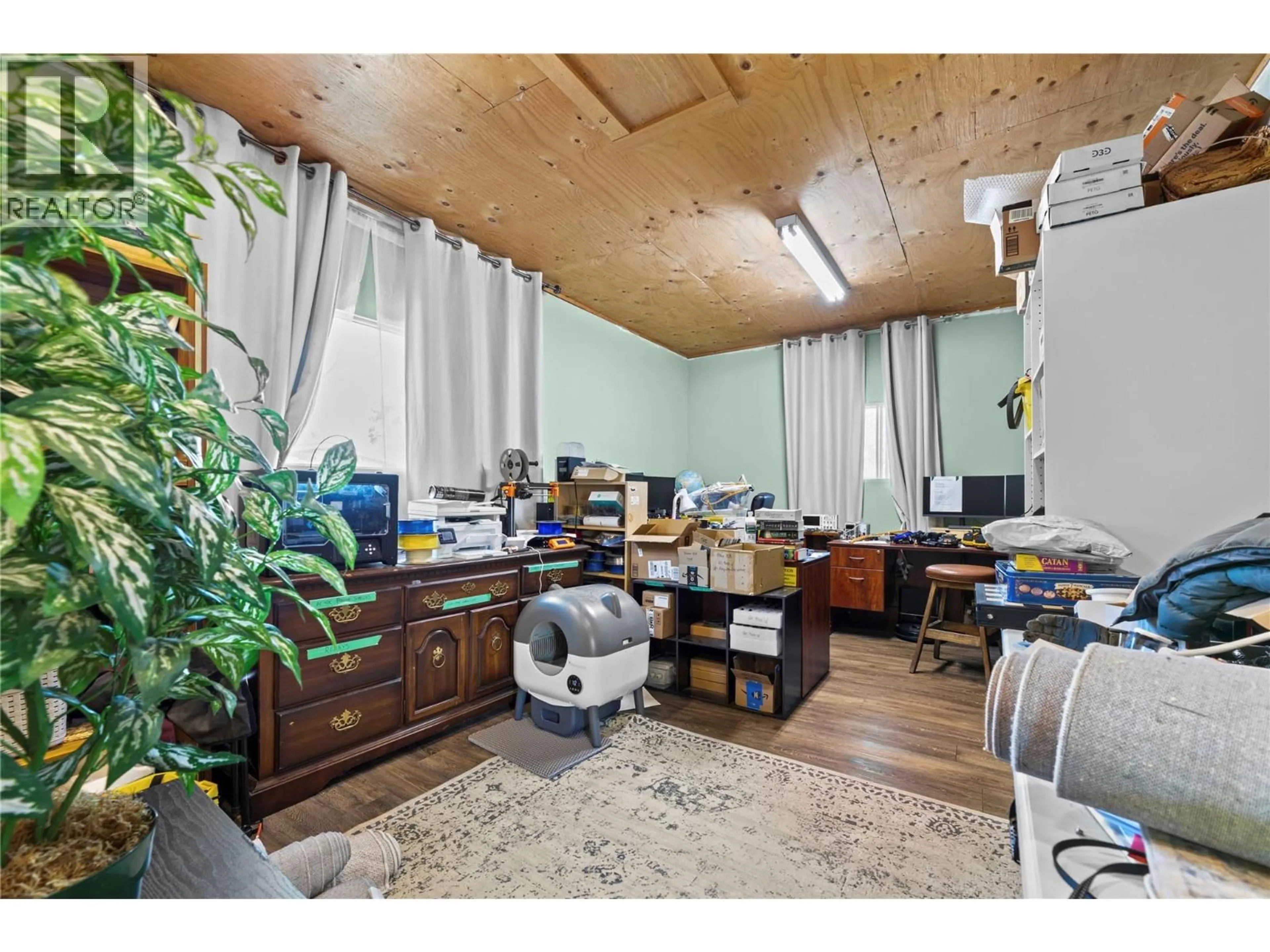 A pic of a room for 7 - 1441 20 AVENUE SOUTHEAST, Salmon Arm British Columbia V1E2M9