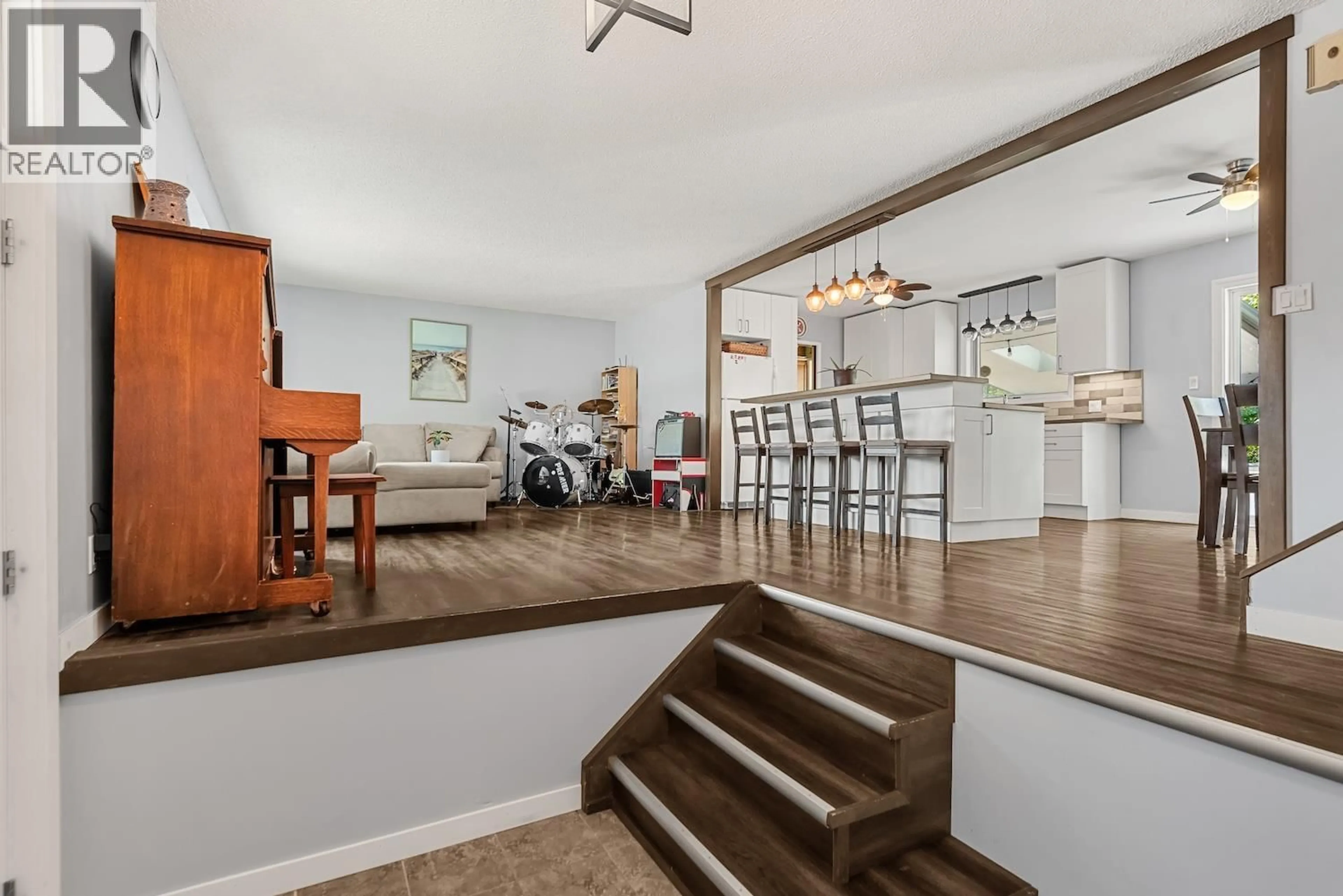 Open concept kitchen, unknown for 1641 11TH AVENUE, Fernie British Columbia V0B1M0