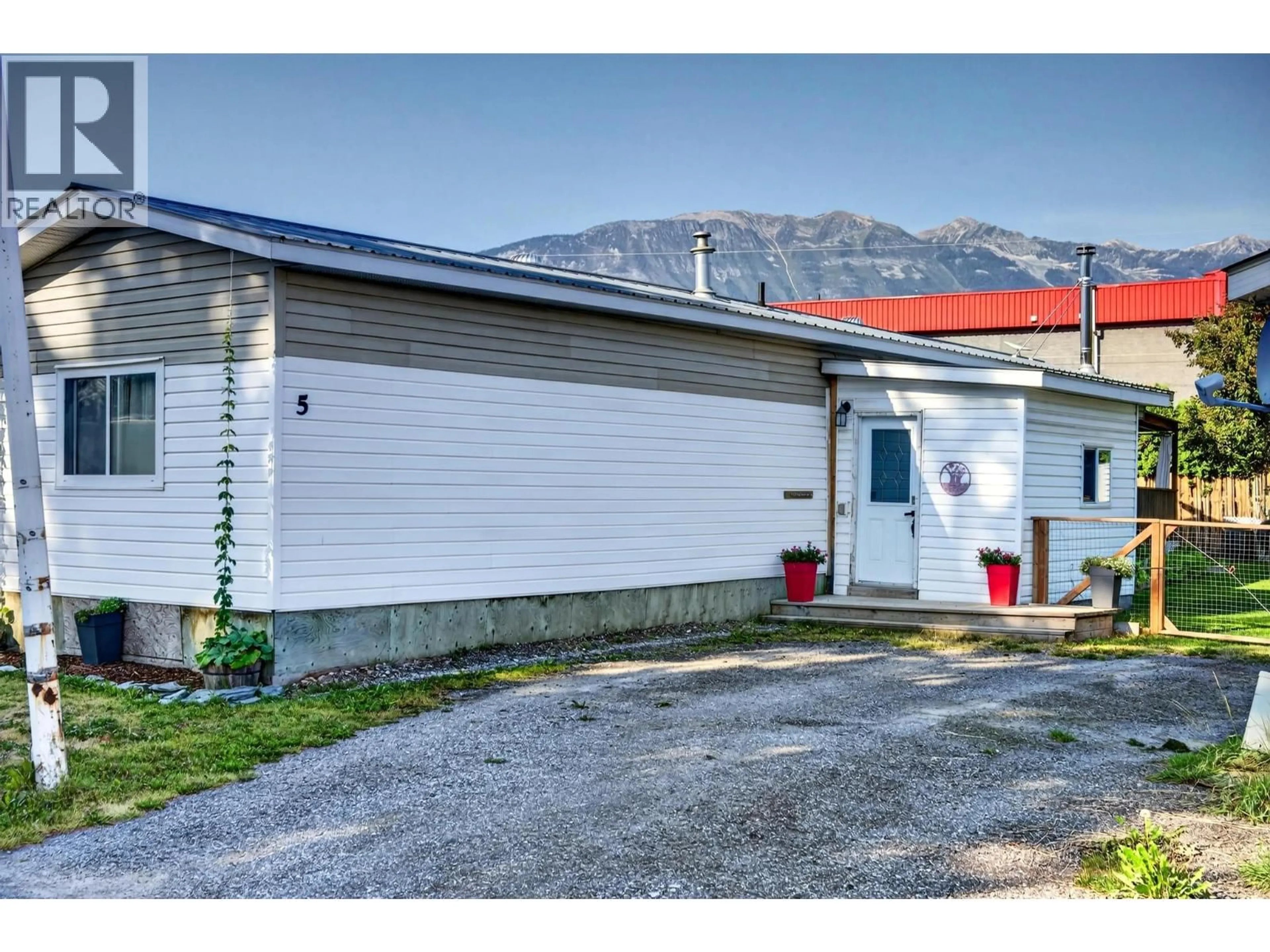 Unknown for 5 - 1422 GOLDEN VIEW ROAD, Golden British Columbia V0A1H1