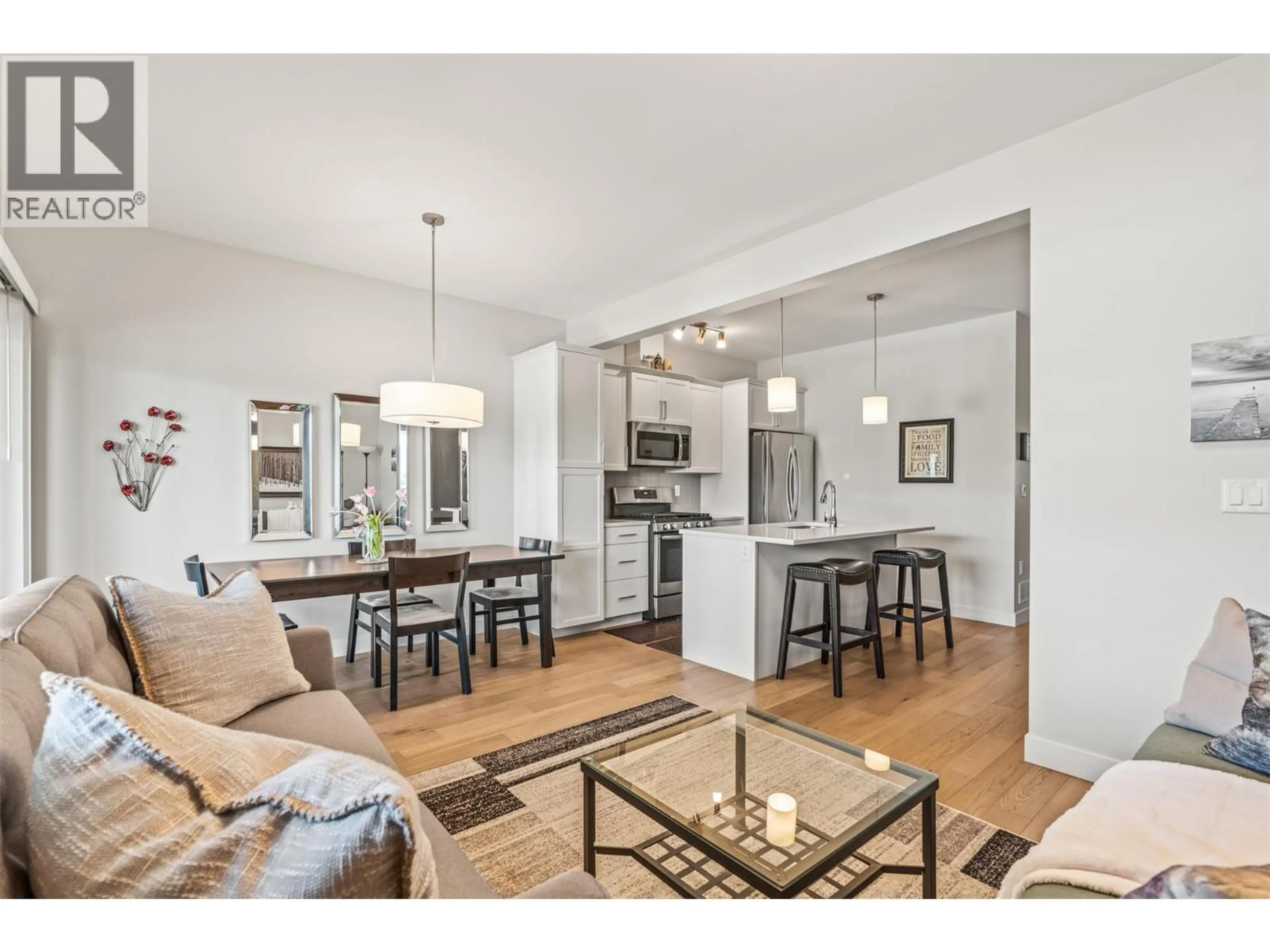 Open concept kitchen, wood/laminate floor for 5 - 4600 OKANAGAN AVENUE, Vernon British Columbia V1T0A8