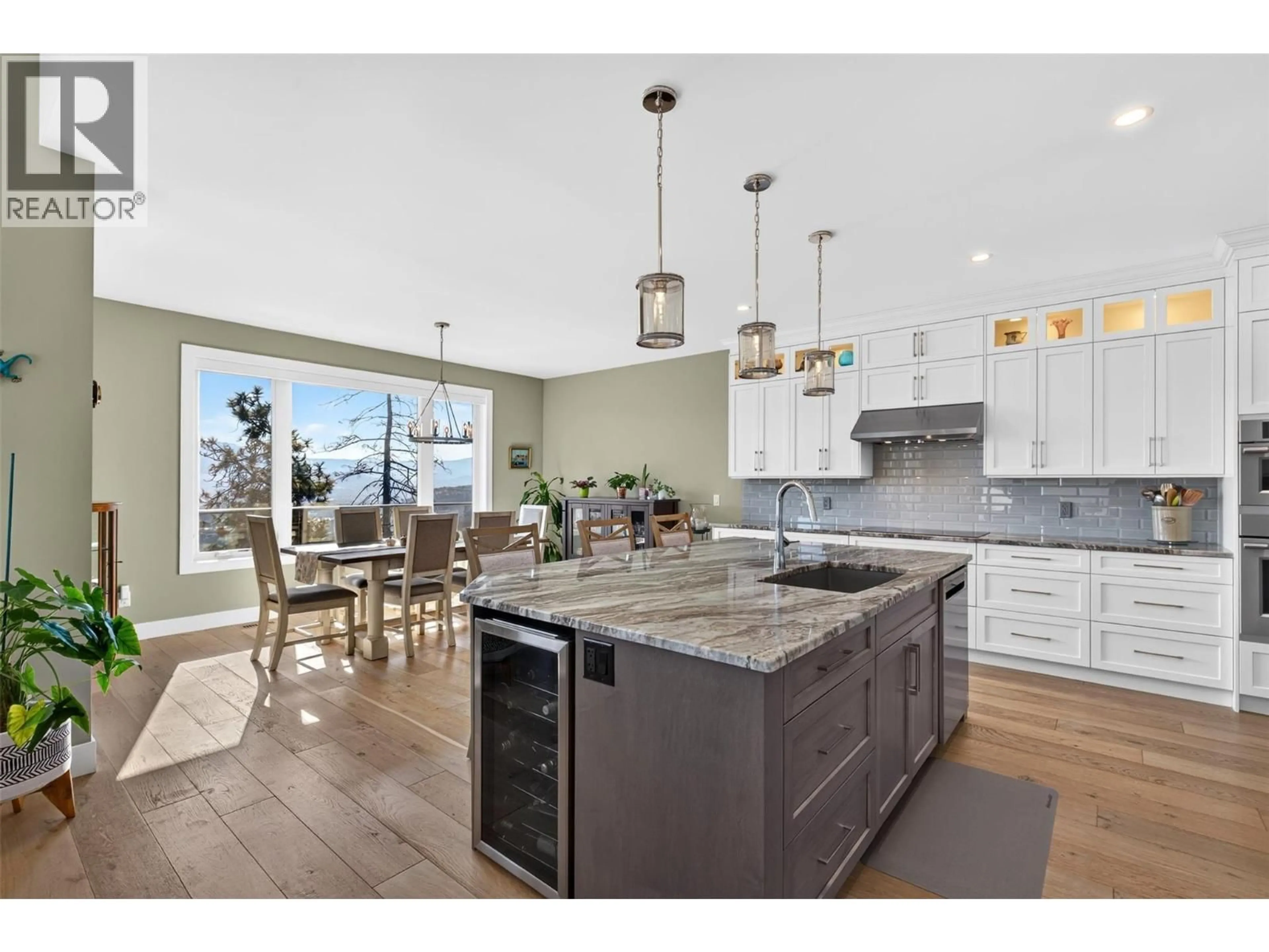 Open concept kitchen, ceramic/tile floor for 184 SUMMER WOOD DRIVE, Kelowna British Columbia V1V0C9