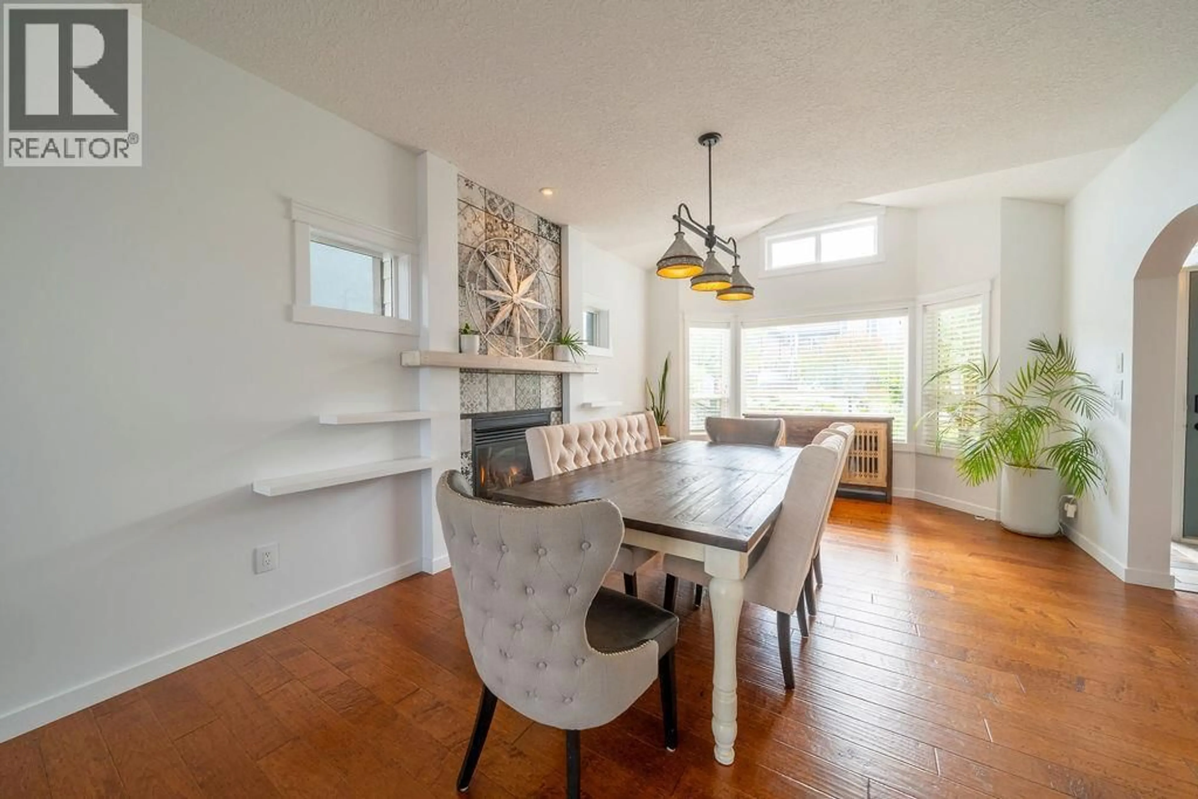 Dining room, unknown for 2266 LINFIELD DRIVE, Kamloops British Columbia V1S0B8