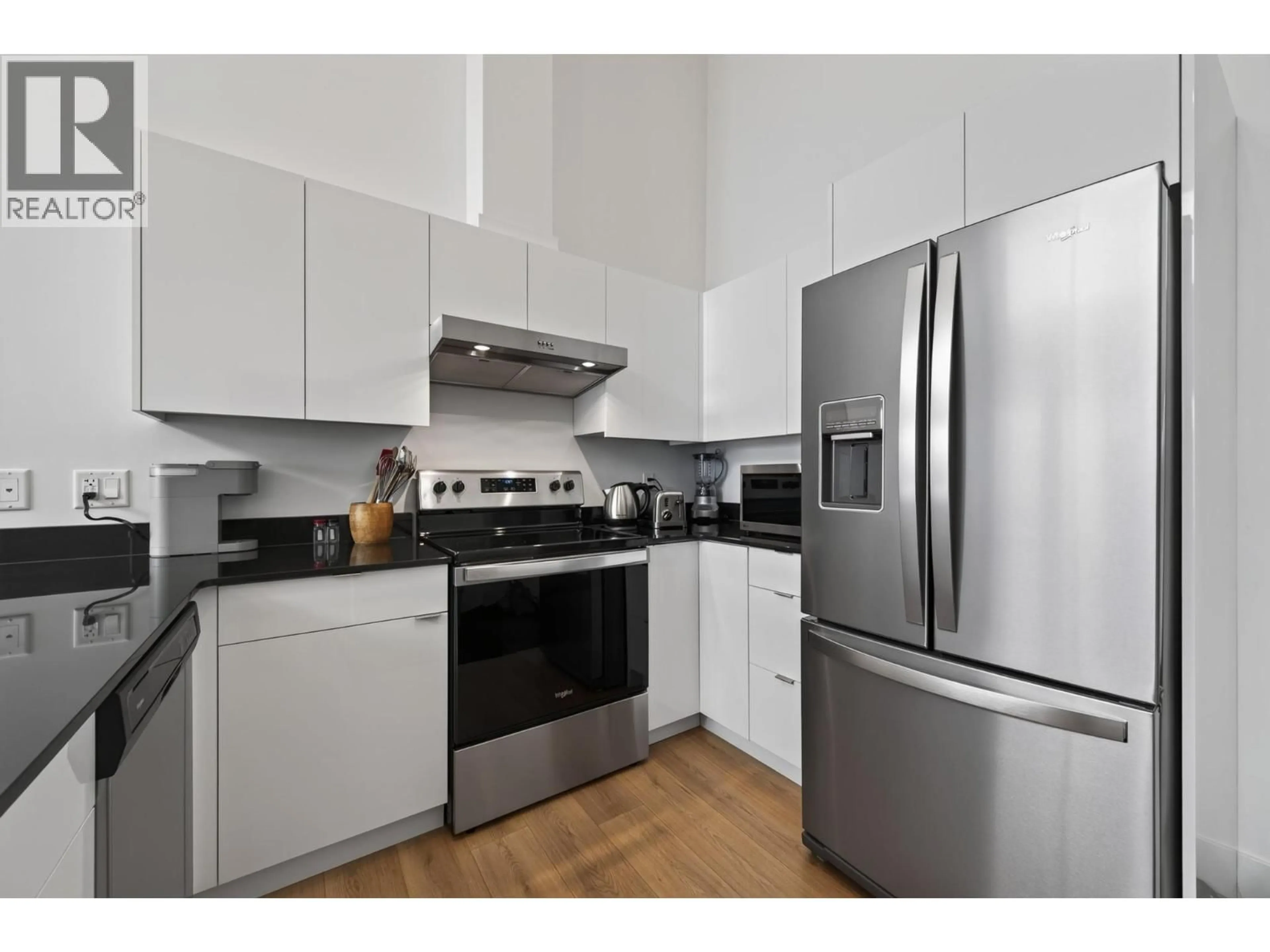 Standard kitchen, wood/laminate floor for 621 - 444 ST PAUL STREET, Kamloops British Columbia V2C2J6