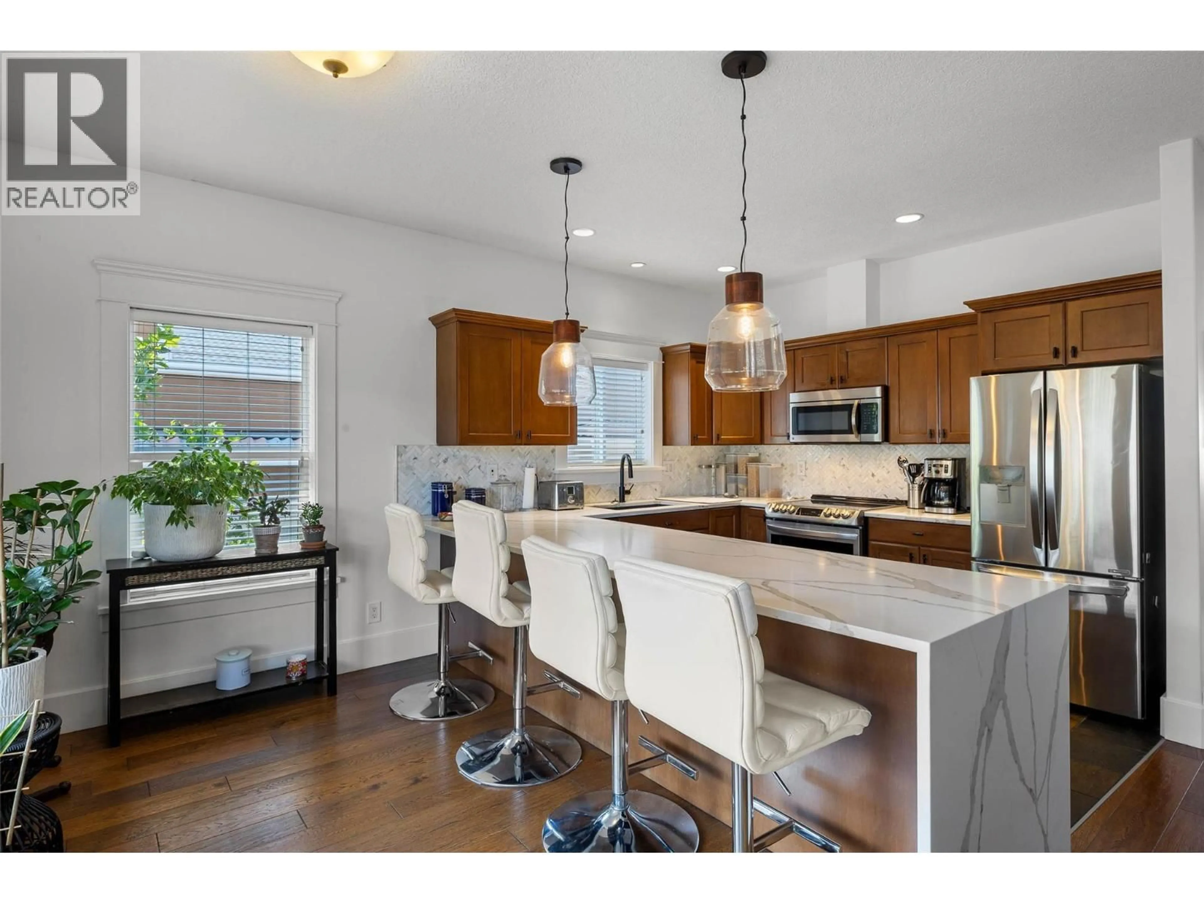 Open concept kitchen, unknown for 13 - 875 SAHALI TERRACE, Kamloops British Columbia V2C6W9