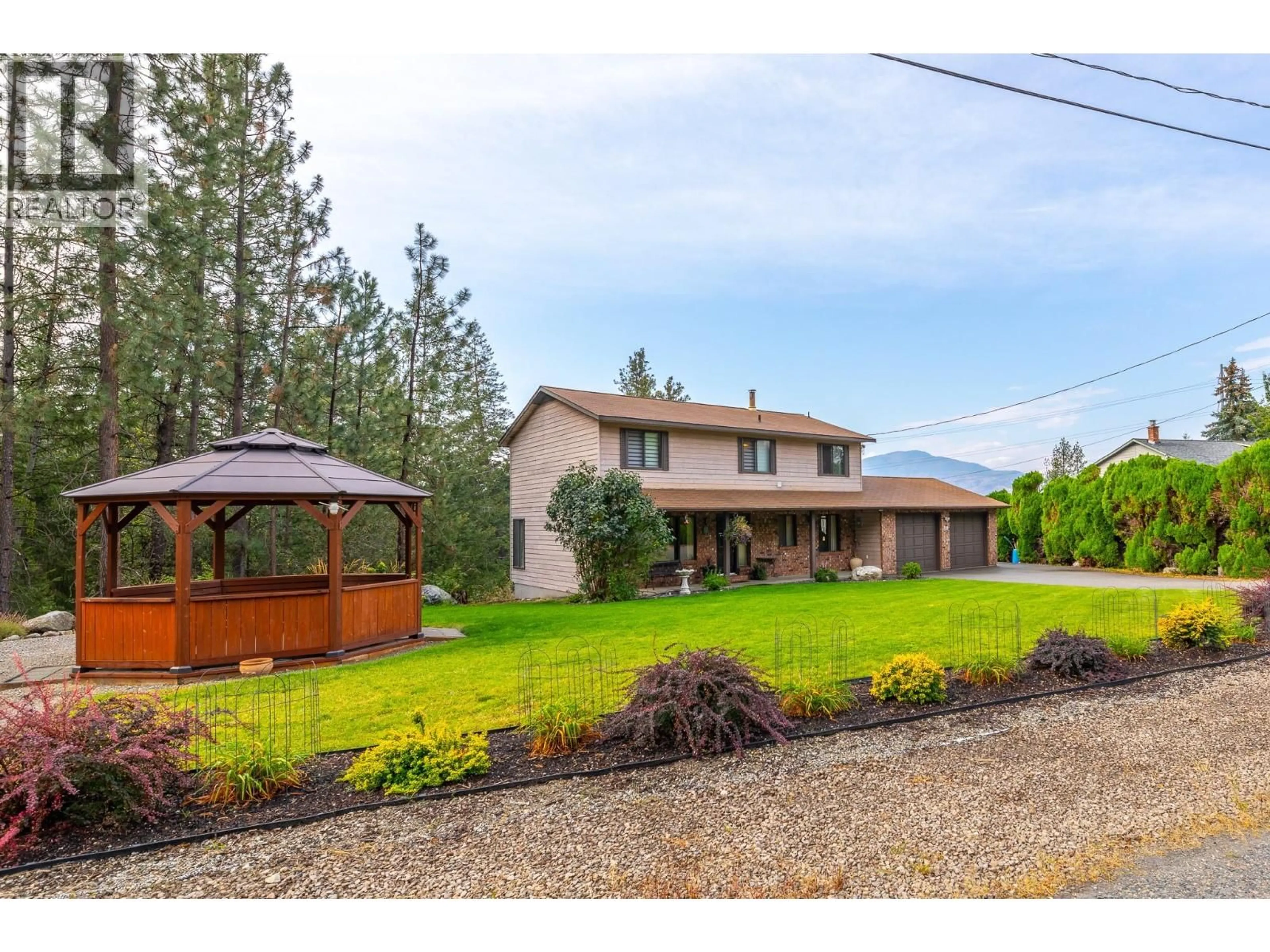 A pic from outside/outdoor area/front of a property/back of a property/a pic from drone, unknown for 201 SUNNYBROOK DRIVE, Okanagan Falls British Columbia V0H1R0