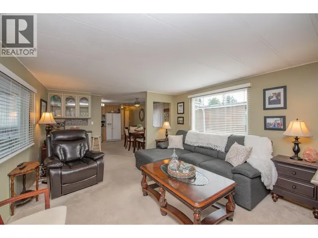 3A - 15401 KALAMALKA LAKE ROAD, Coldstream 4