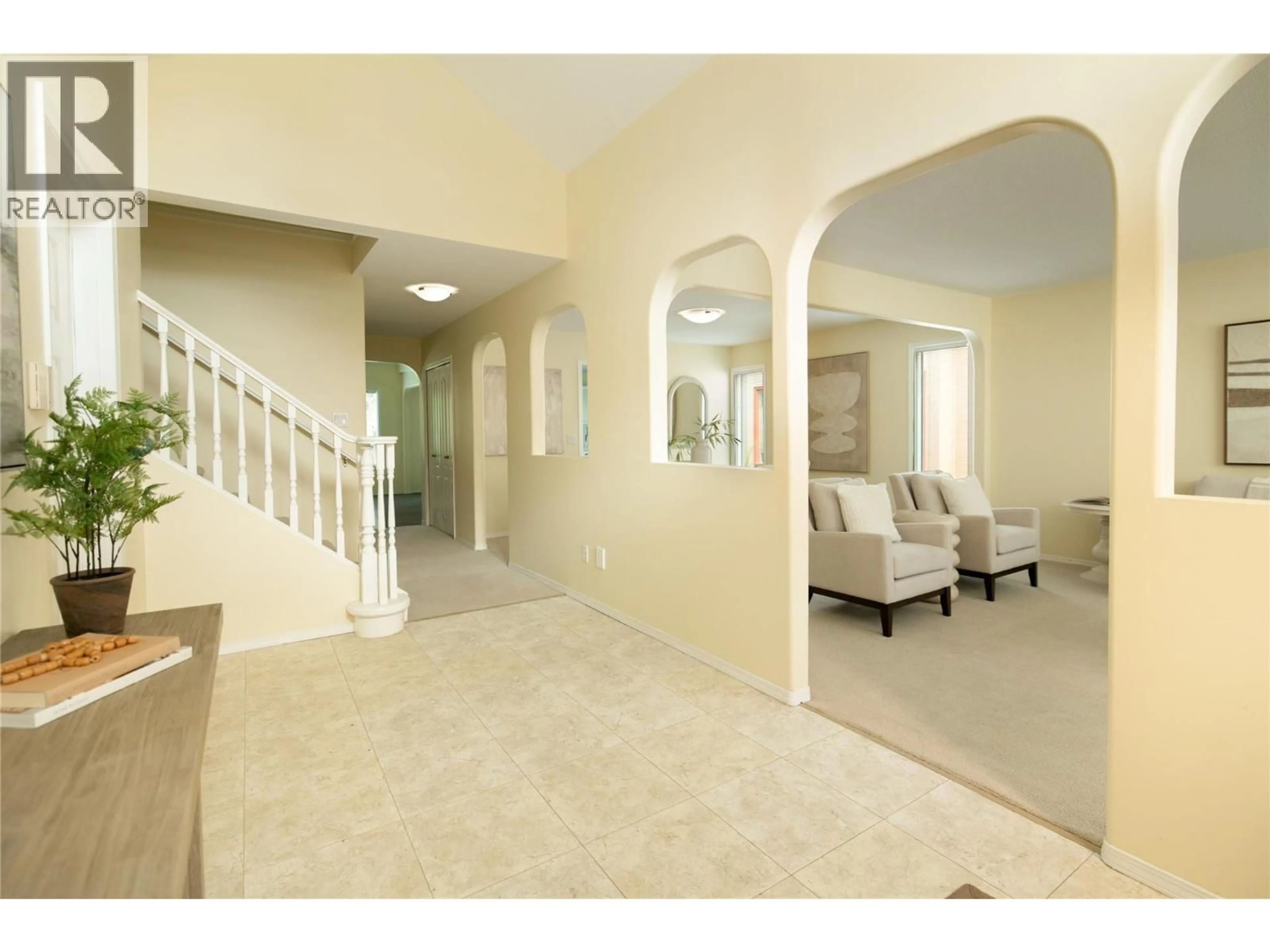 Unknown for 305 - 650 LEXINGTON DRIVE, Kelowna British Columbia V1W3B6