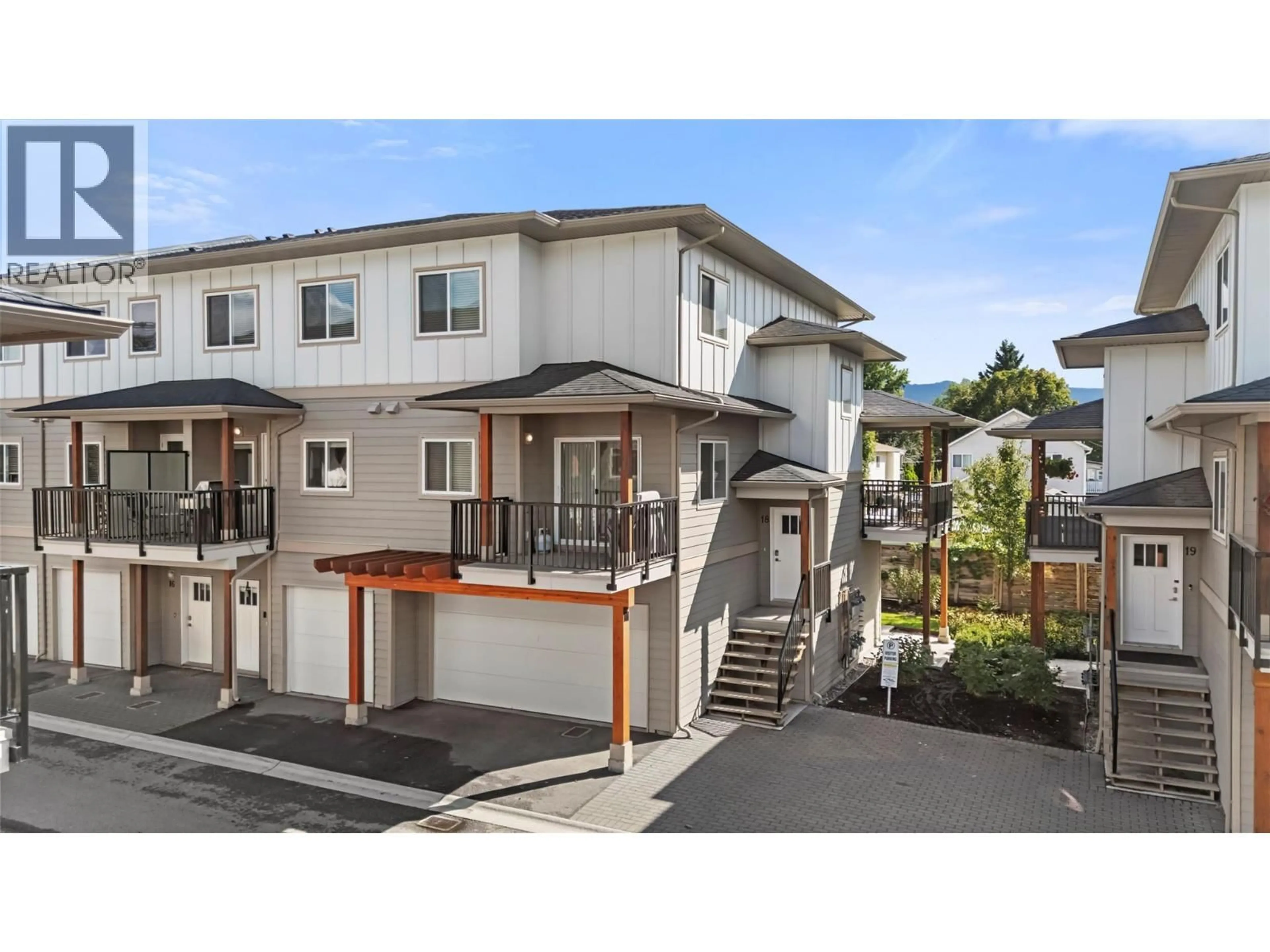Unknown for 18 - 255 TAYLOR ROAD, Kelowna British Columbia V1X4G1