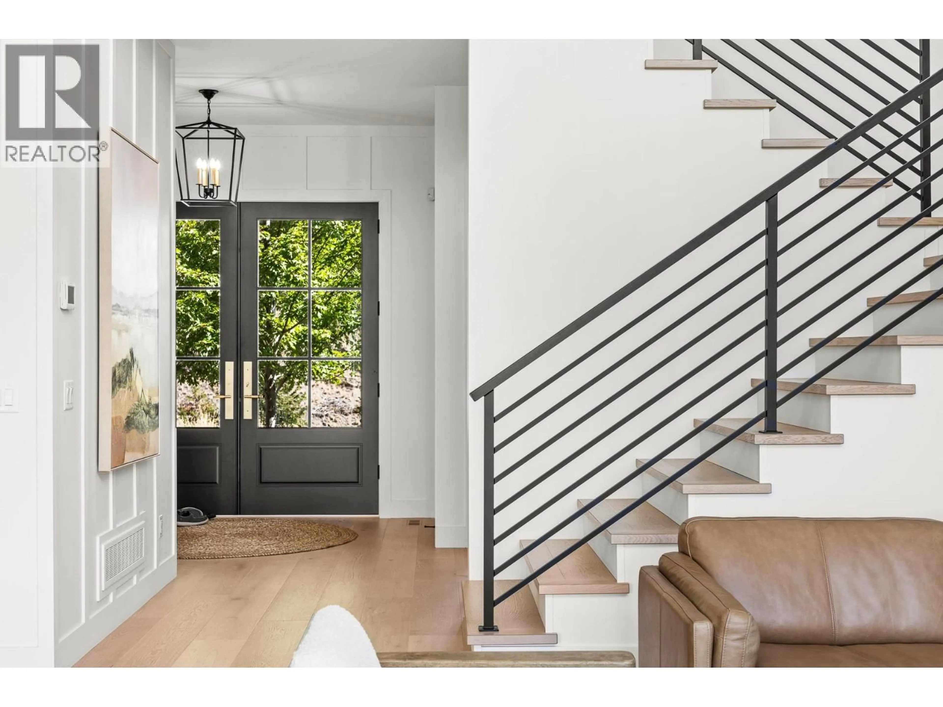 Indoor entryway for 74 RED SKY COURT, Kelowna British Columbia V1V3G4