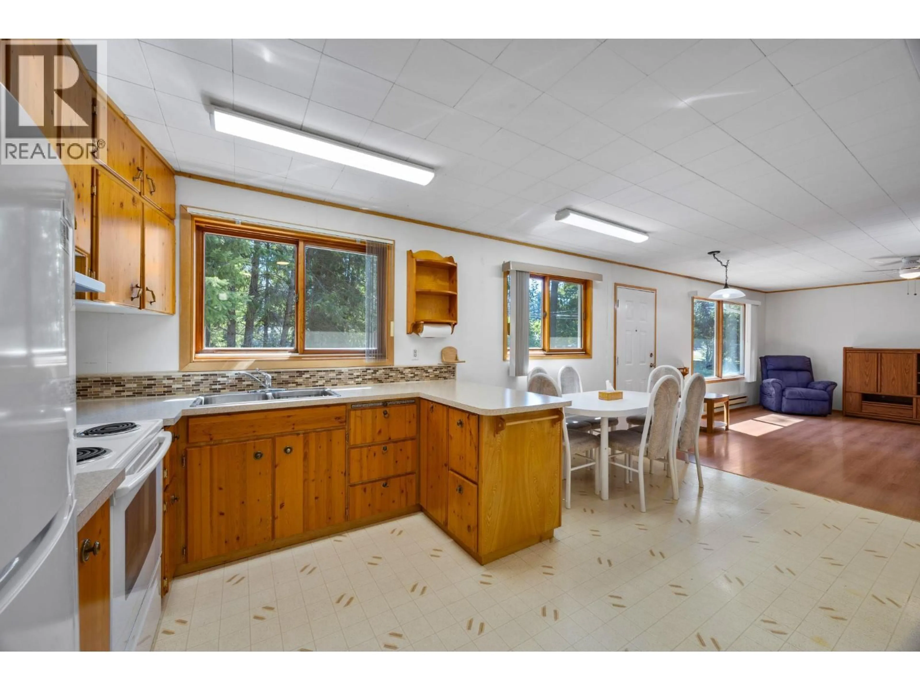 Unknown for 4264 DUNSMUIR ROAD, Barriere British Columbia V0E1E0