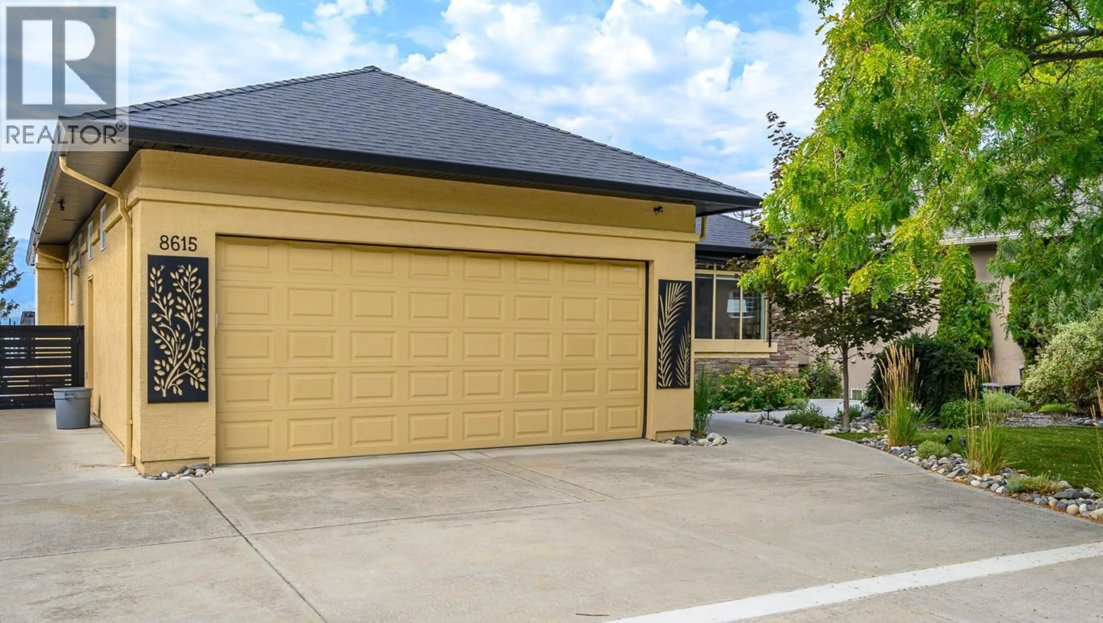 Indoor garage for 8615 OKANAGAN LANDING ROAD, Vernon British Columbia V1H1J6