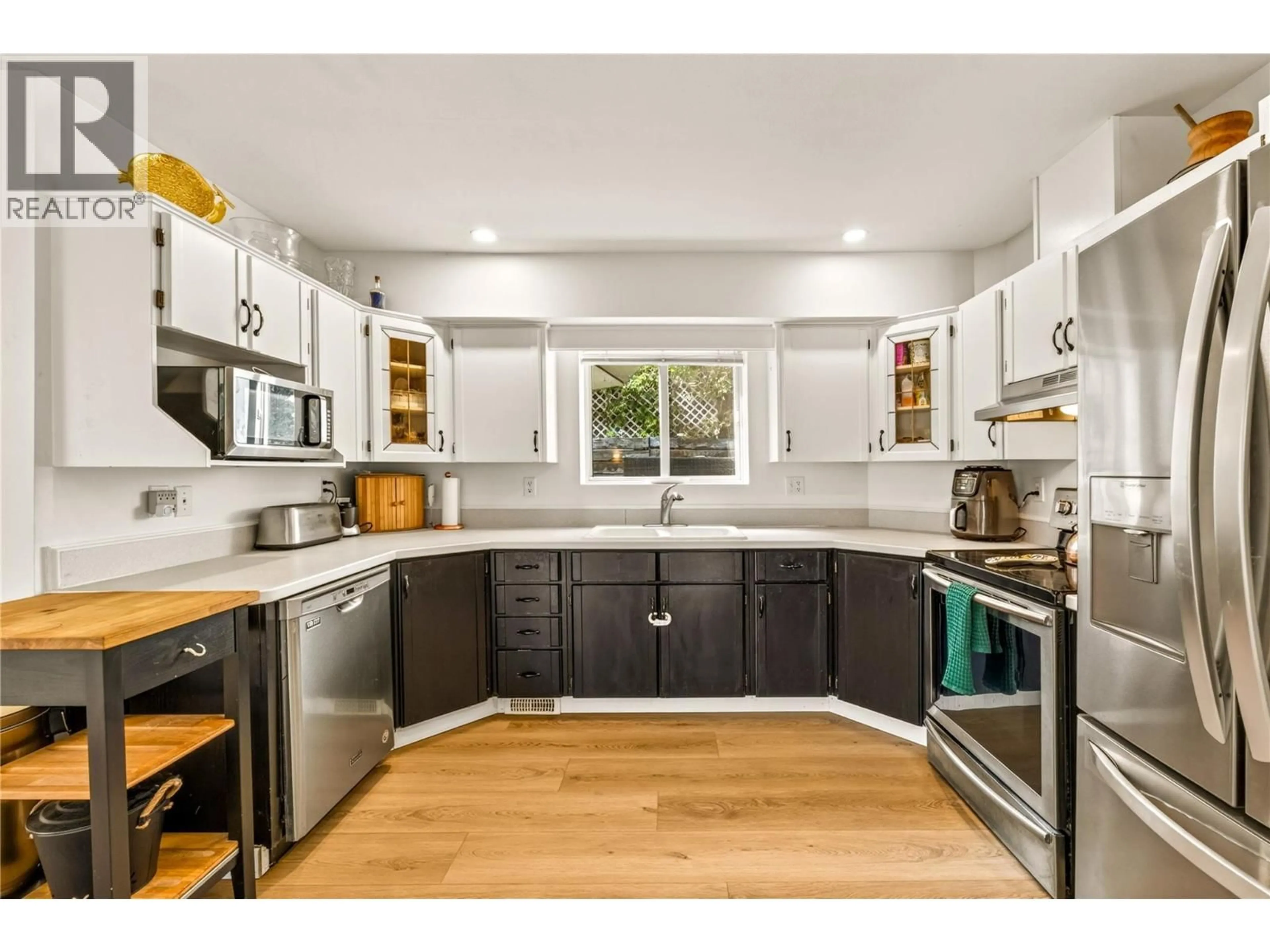 Open concept kitchen, unknown for 156 - 1458 PENTICTON AVENUE, Penticton British Columbia V2A8L3