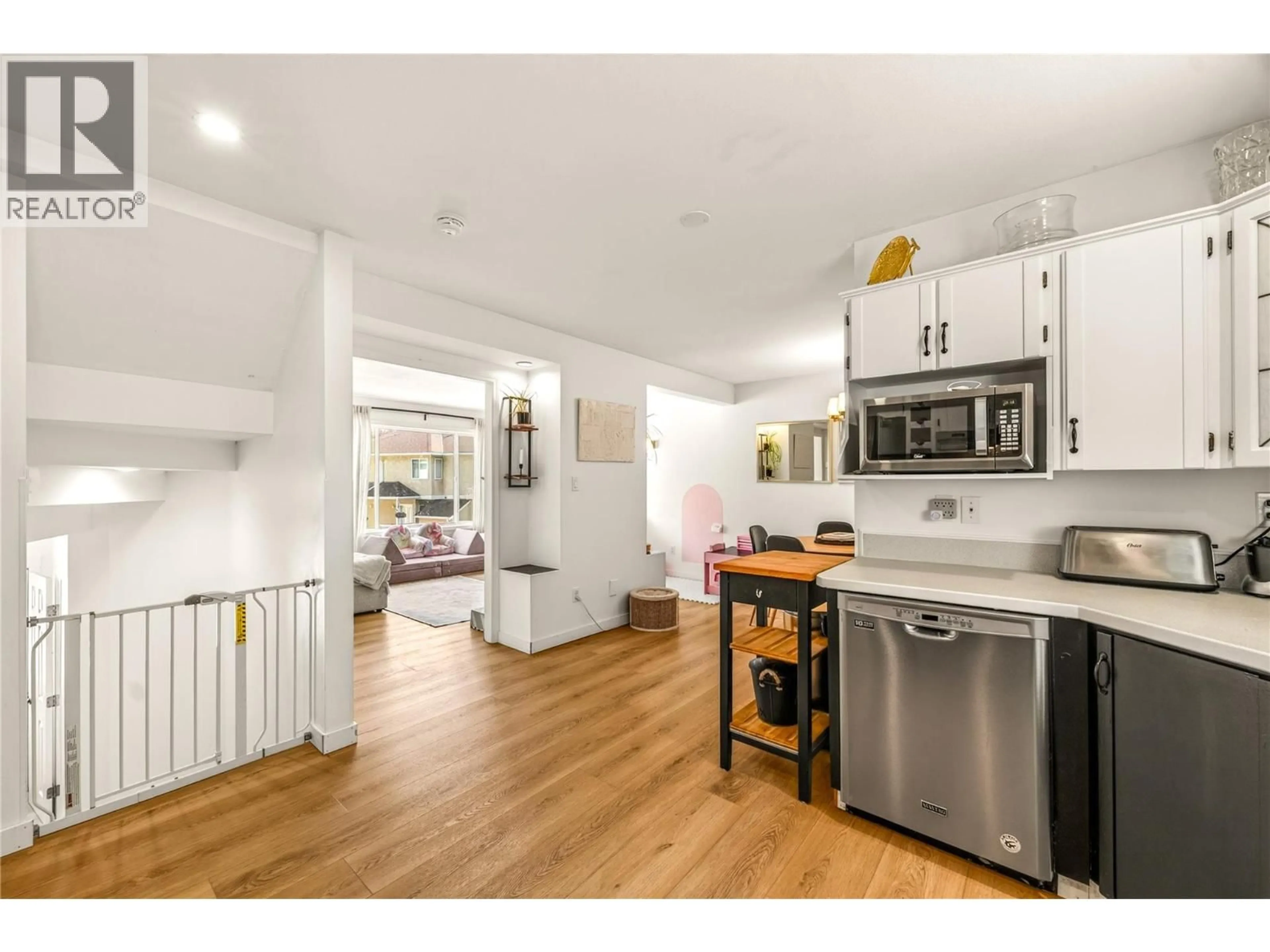 Open concept kitchen, unknown for 156 - 1458 PENTICTON AVENUE, Penticton British Columbia V2A8L3