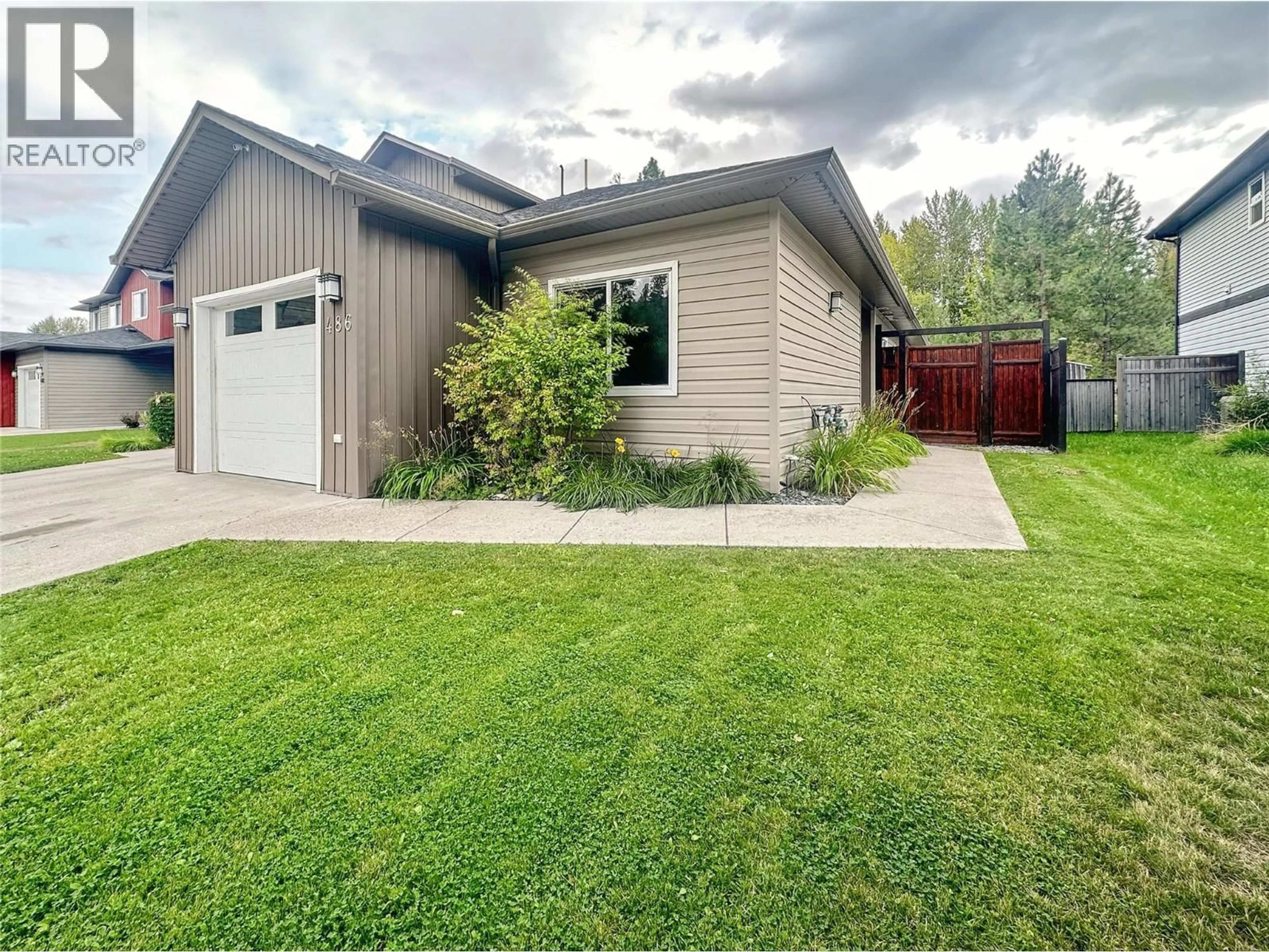 Home with vinyl exterior material, street for 486 SIMILKAMEEN AVENUE, Princeton British Columbia V0X1W0