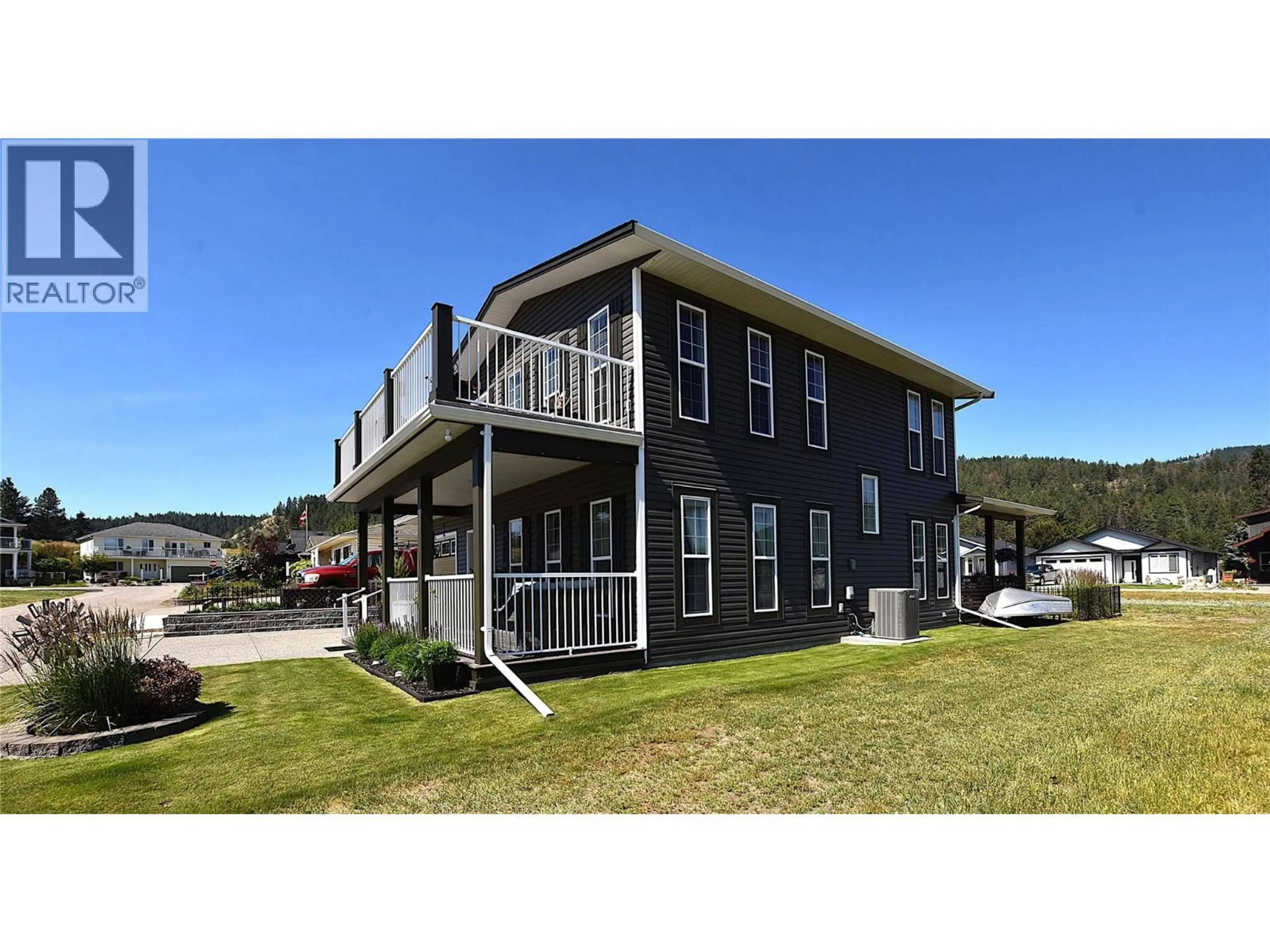 Home with vinyl exterior material, building for 535 LOON AVENUE, Vernon British Columbia V1H2A1
