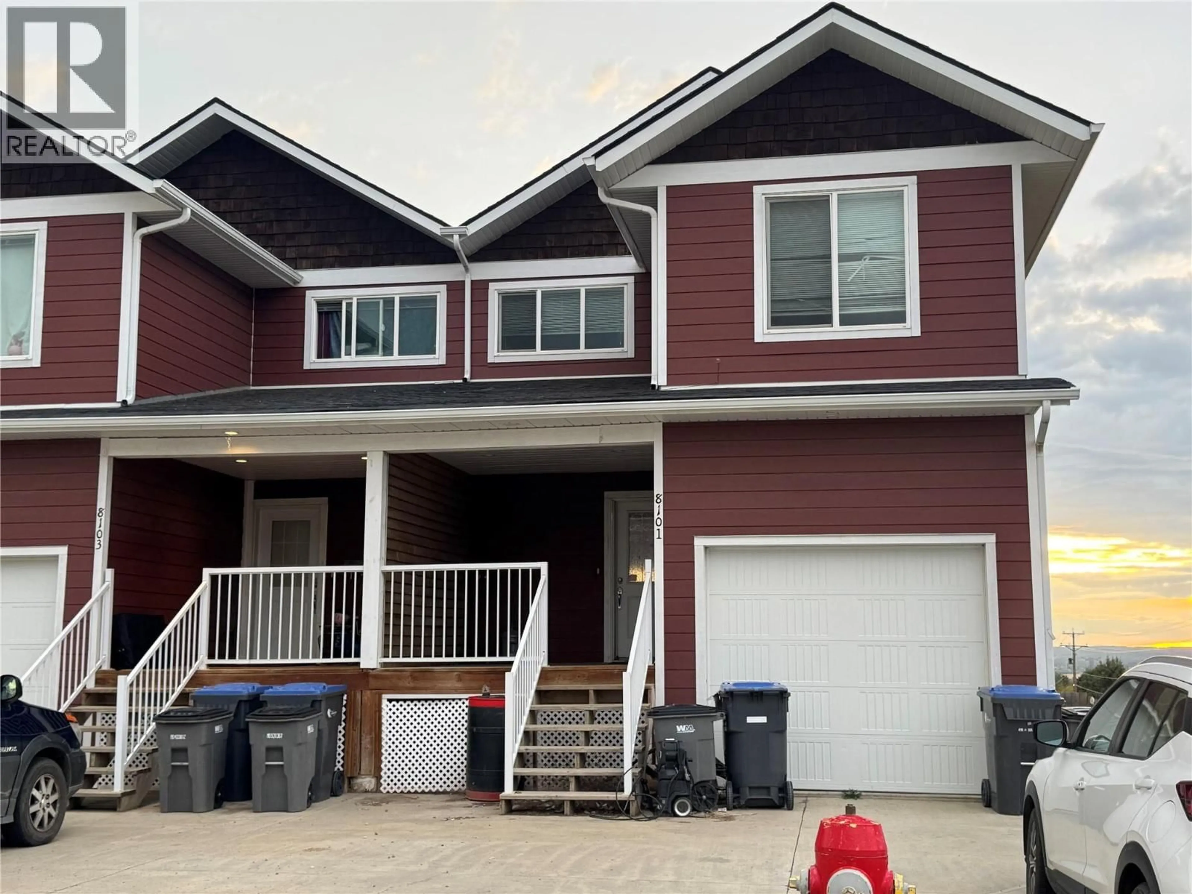 Home with vinyl exterior material, street for 8101 18 STREET, Dawson Creek British Columbia V1G0G4