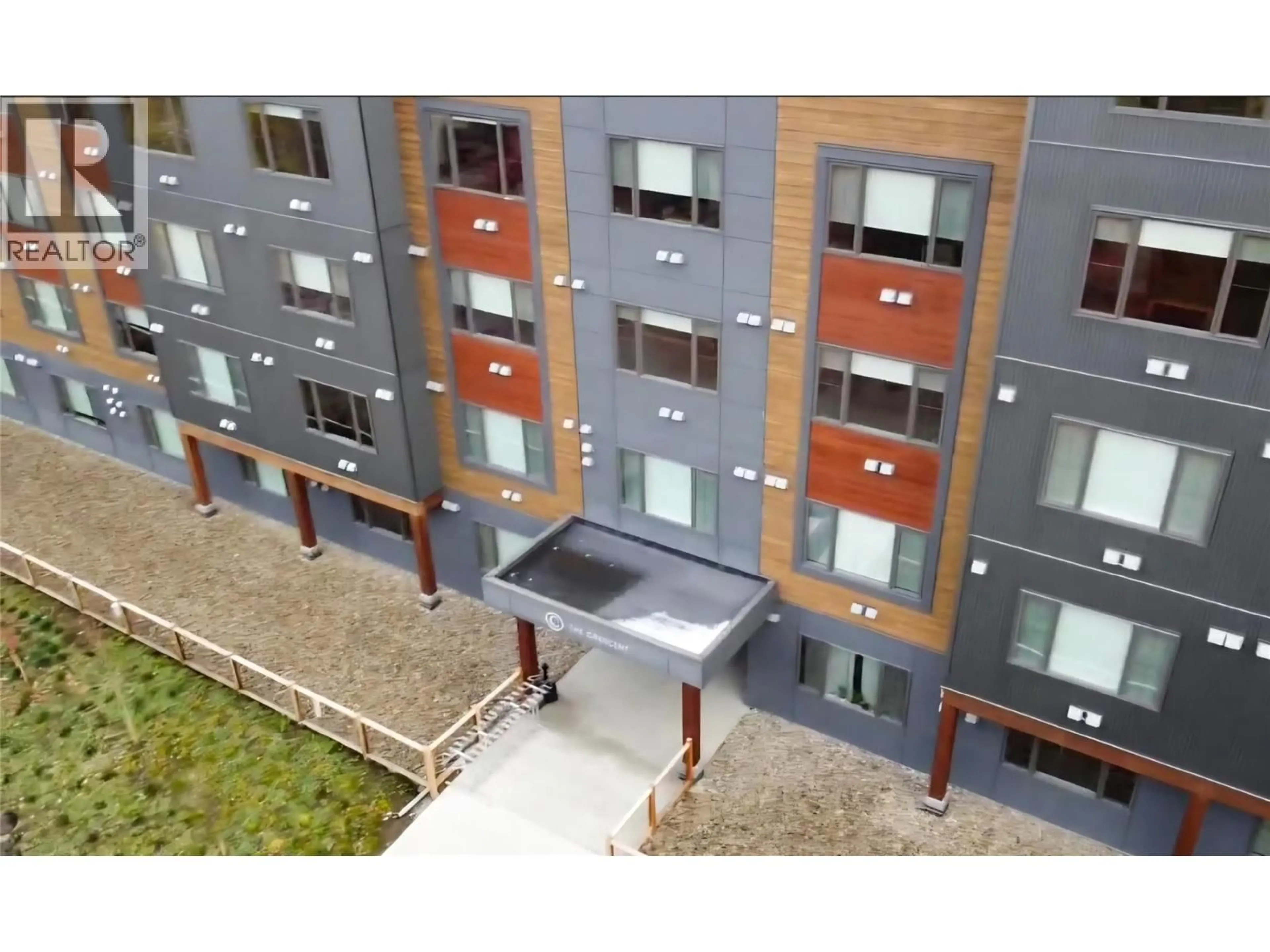 A pic from outside/outdoor area/front of a property/back of a property/a pic from drone, building for 315 - 4280 RED MOUNTAIN ROAD, Rossland British Columbia V0G1Y0