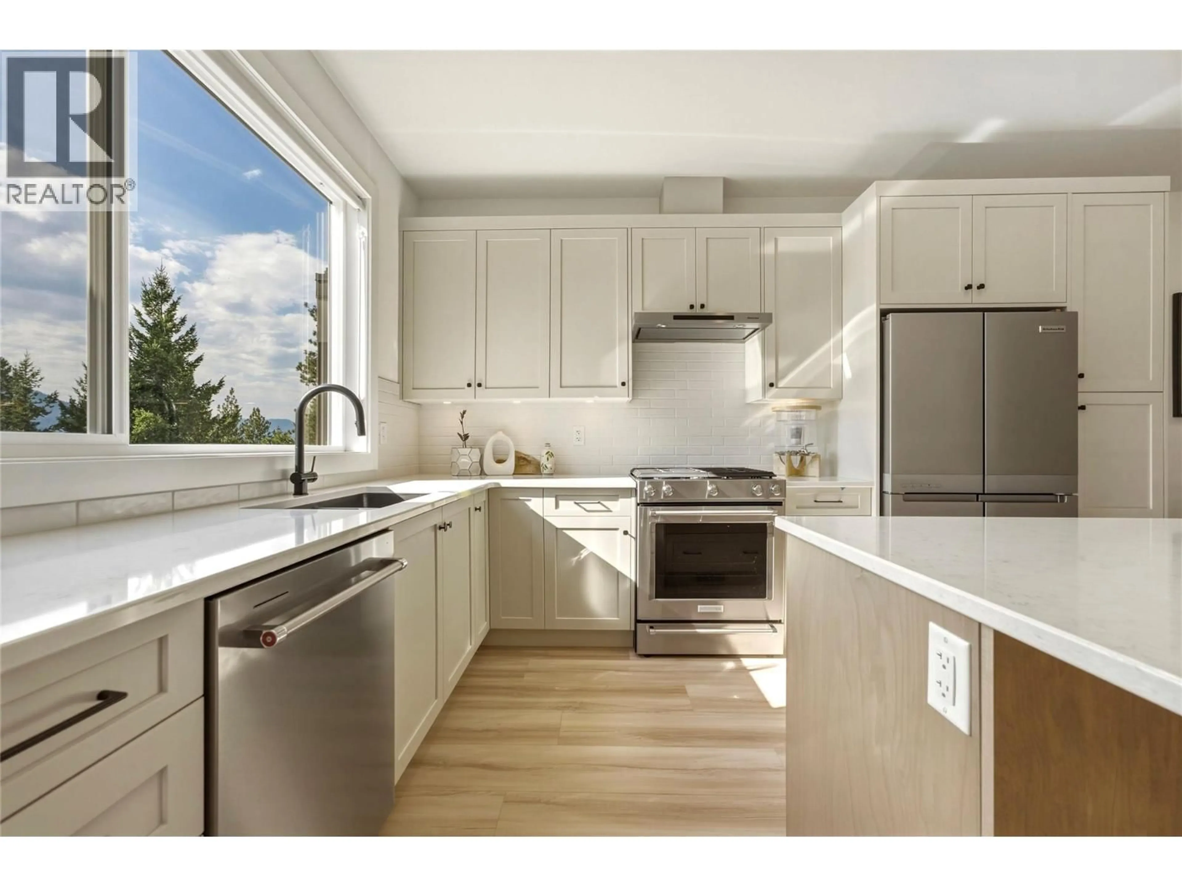 Open concept kitchen, unknown for 7012 MANNING PLACE, Vernon British Columbia V1B0B6