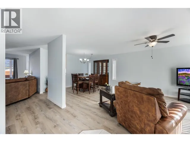 536 RED WING DRIVE, Penticton 3