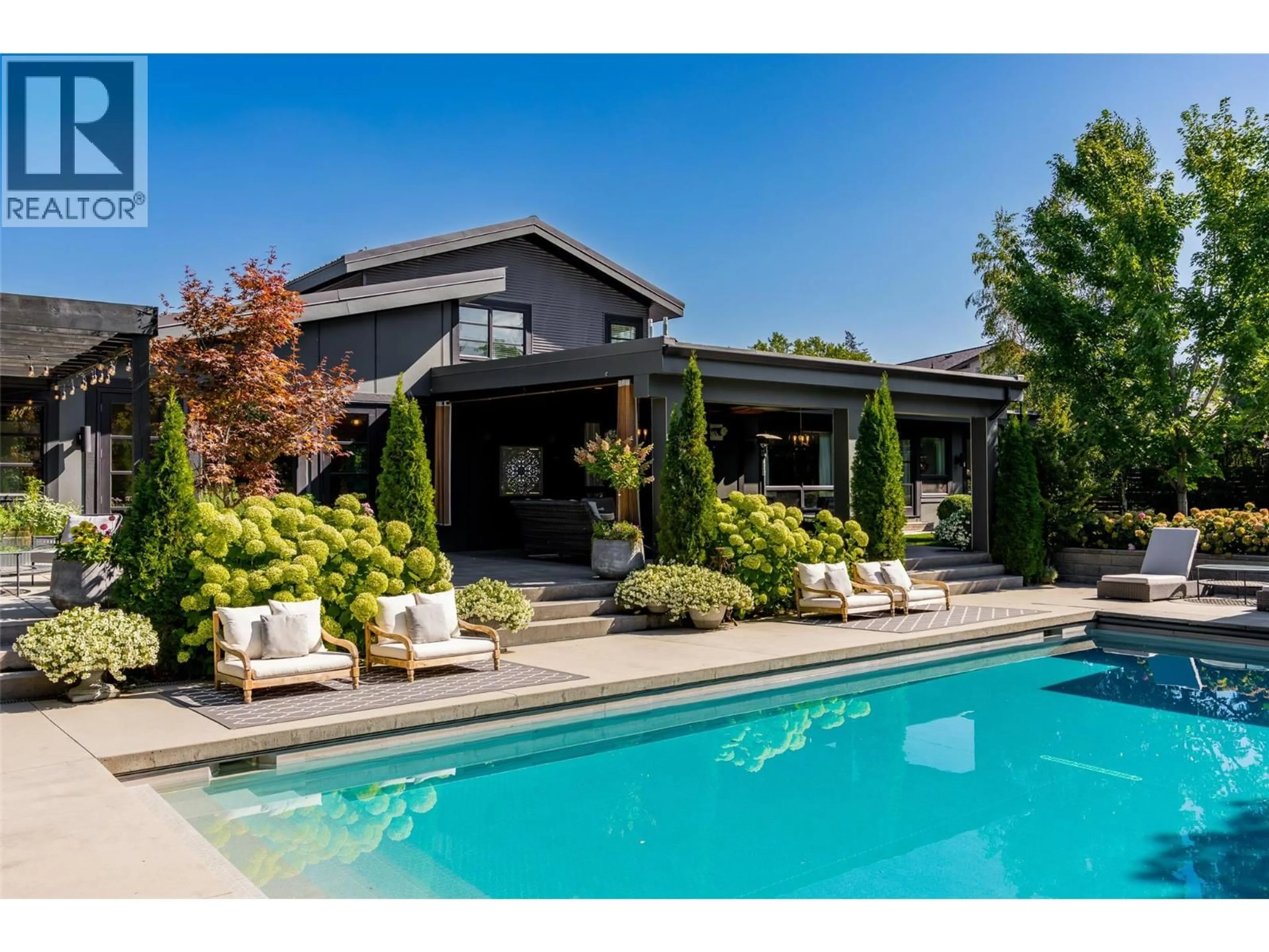 Unknown for 529 KEITH ROAD, Kelowna British Columbia V1W1K2