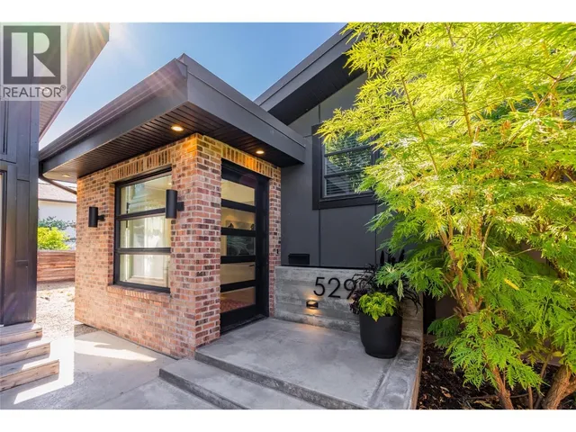 529 KEITH ROAD, Kelowna 4