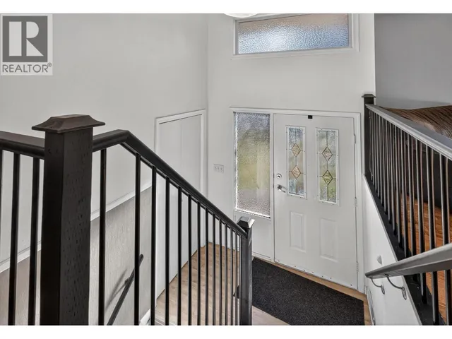 290 PEARSON ROAD, Kelowna 3