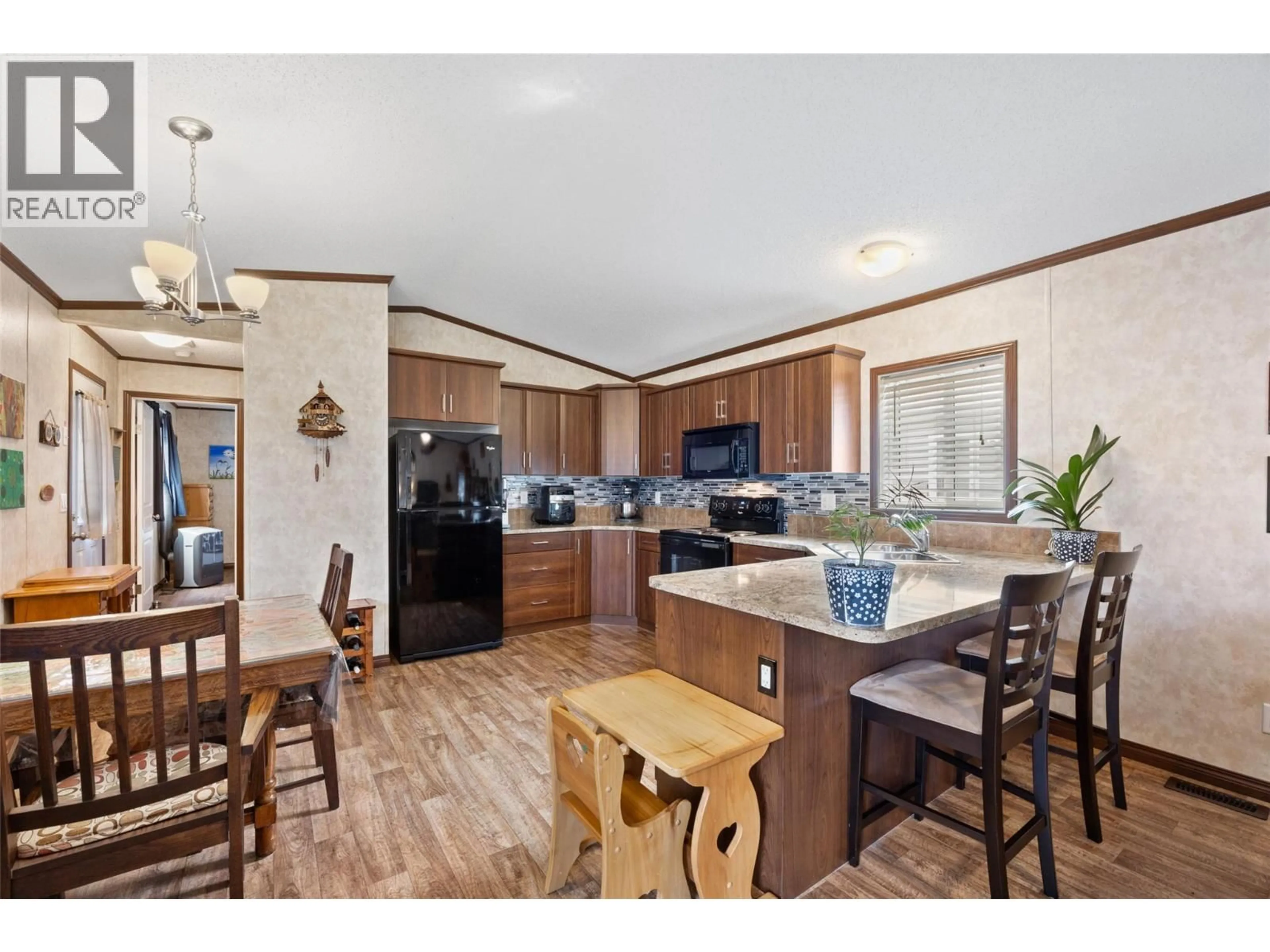 Open concept kitchen, unknown for 27 - 7805 DALLAS DRIVE, Kamloops British Columbia V2C0E5