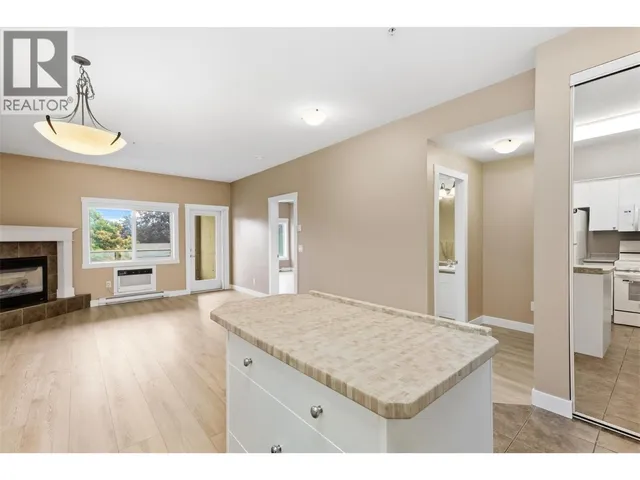 302 - 1125 BERNARD AVENUE, Kelowna 5