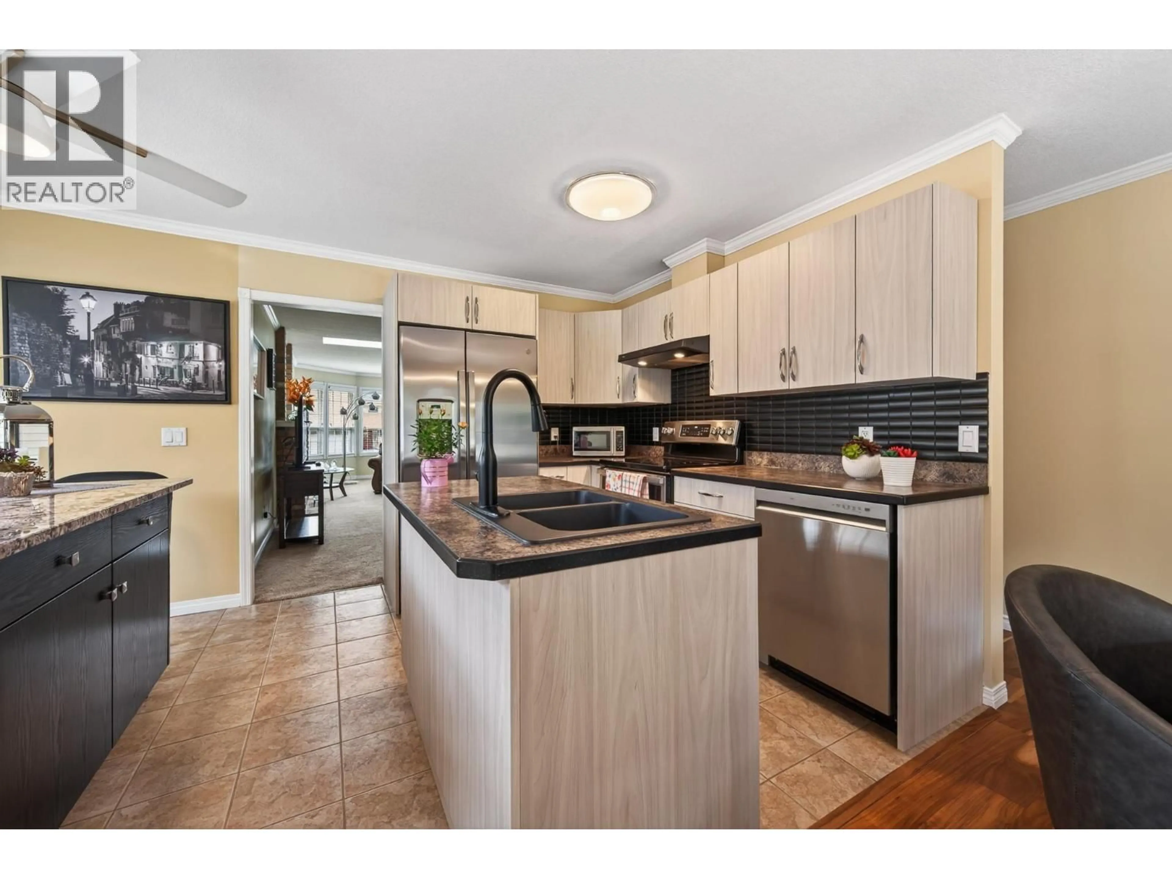Open concept kitchen, unknown for 3577 NAVATANEE DRIVE, Kamloops British Columbia V2H1S1