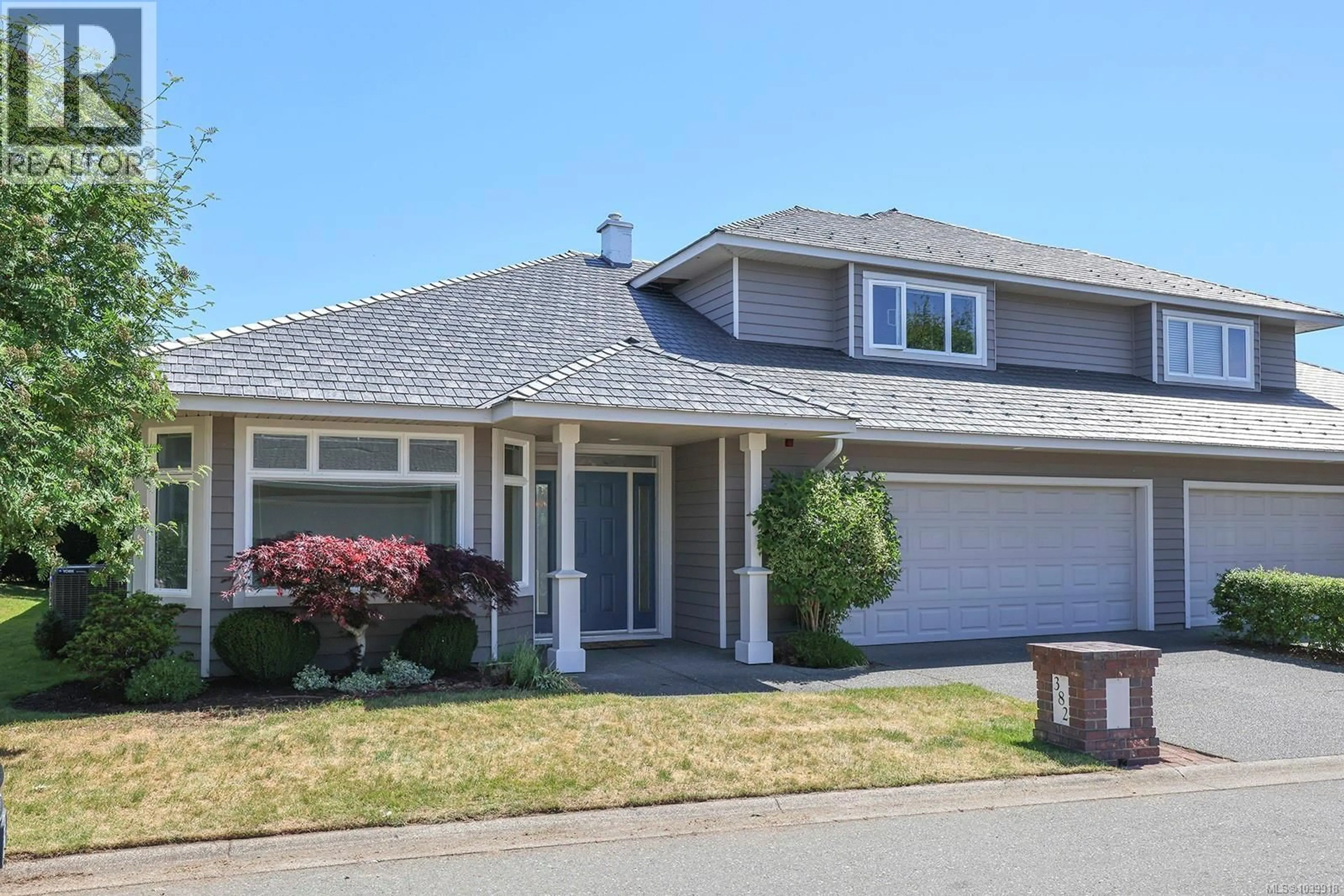 Home with vinyl exterior material, street for 382 - 3399 CROWN ISLE DRIVE, Courtenay British Columbia V9N9X7