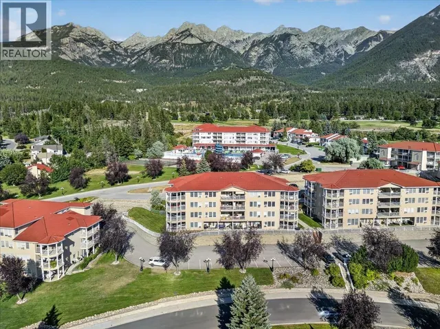 4004B - 5052 RIVERVIEW ROAD, Fairmont Hot Springs 2