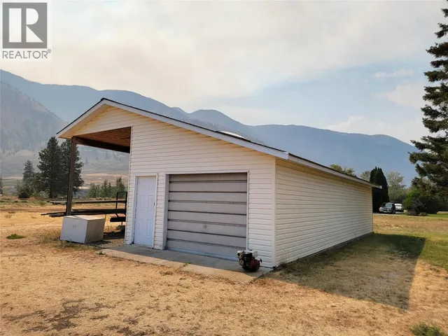 230 12TH AVENUE, Keremeos 3