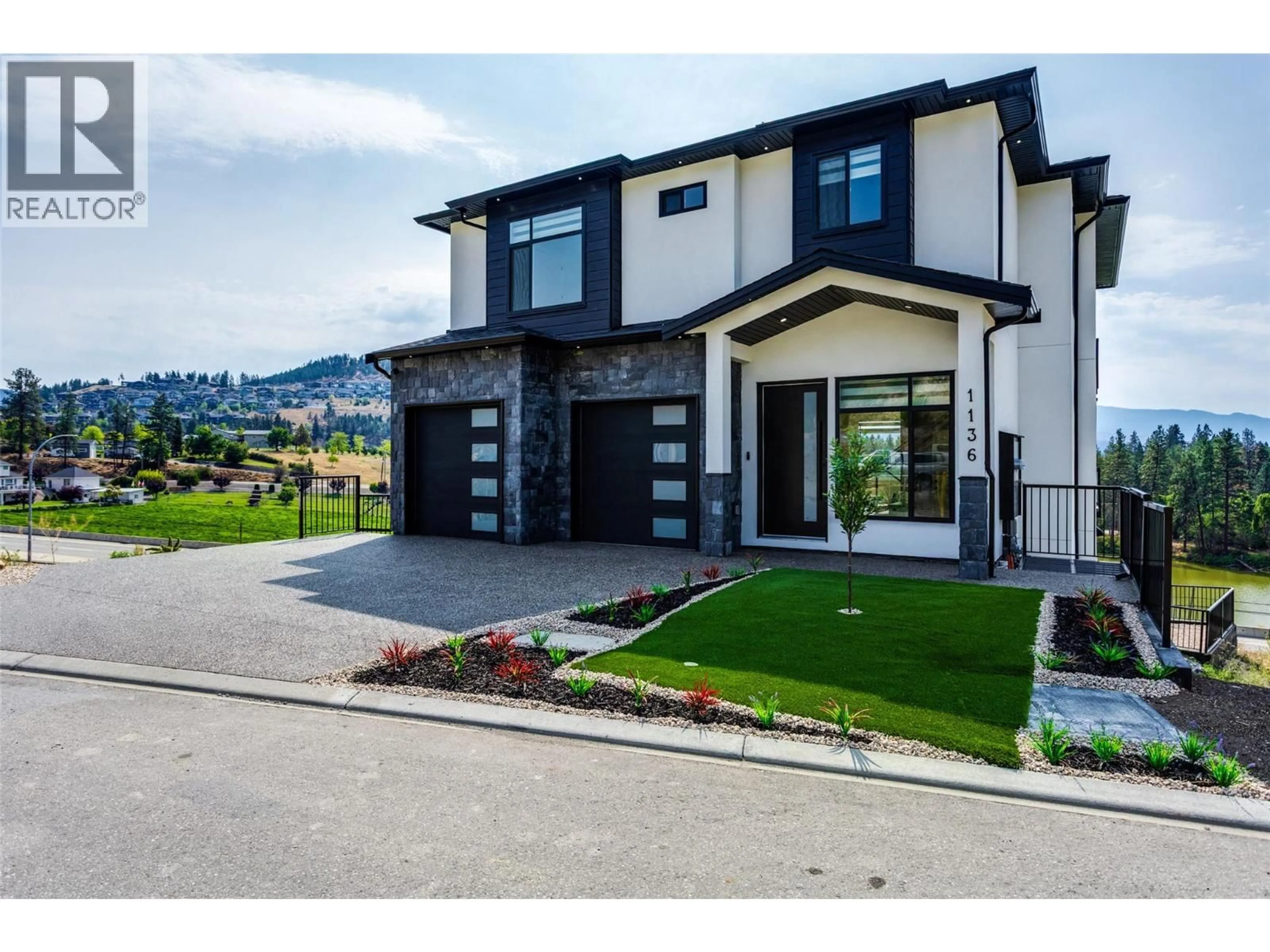 Unknown for 1136 HUME AVENUE, Kelowna British Columbia V1P1S3