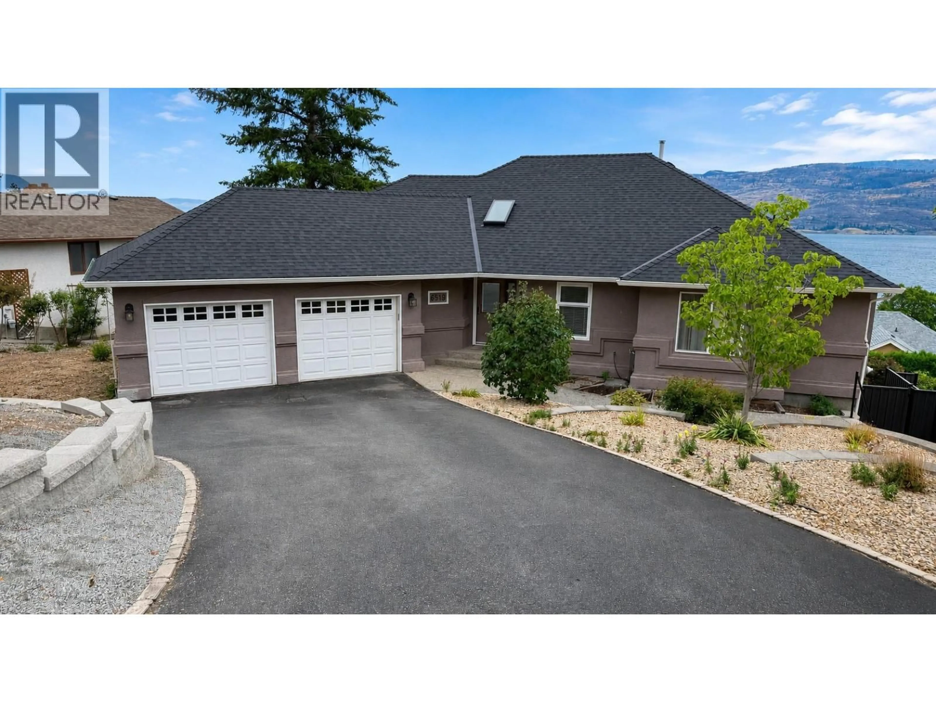Home with vinyl exterior material, mountain view for 6519 SHERBURN ROAD, Peachland British Columbia V0H1X0
