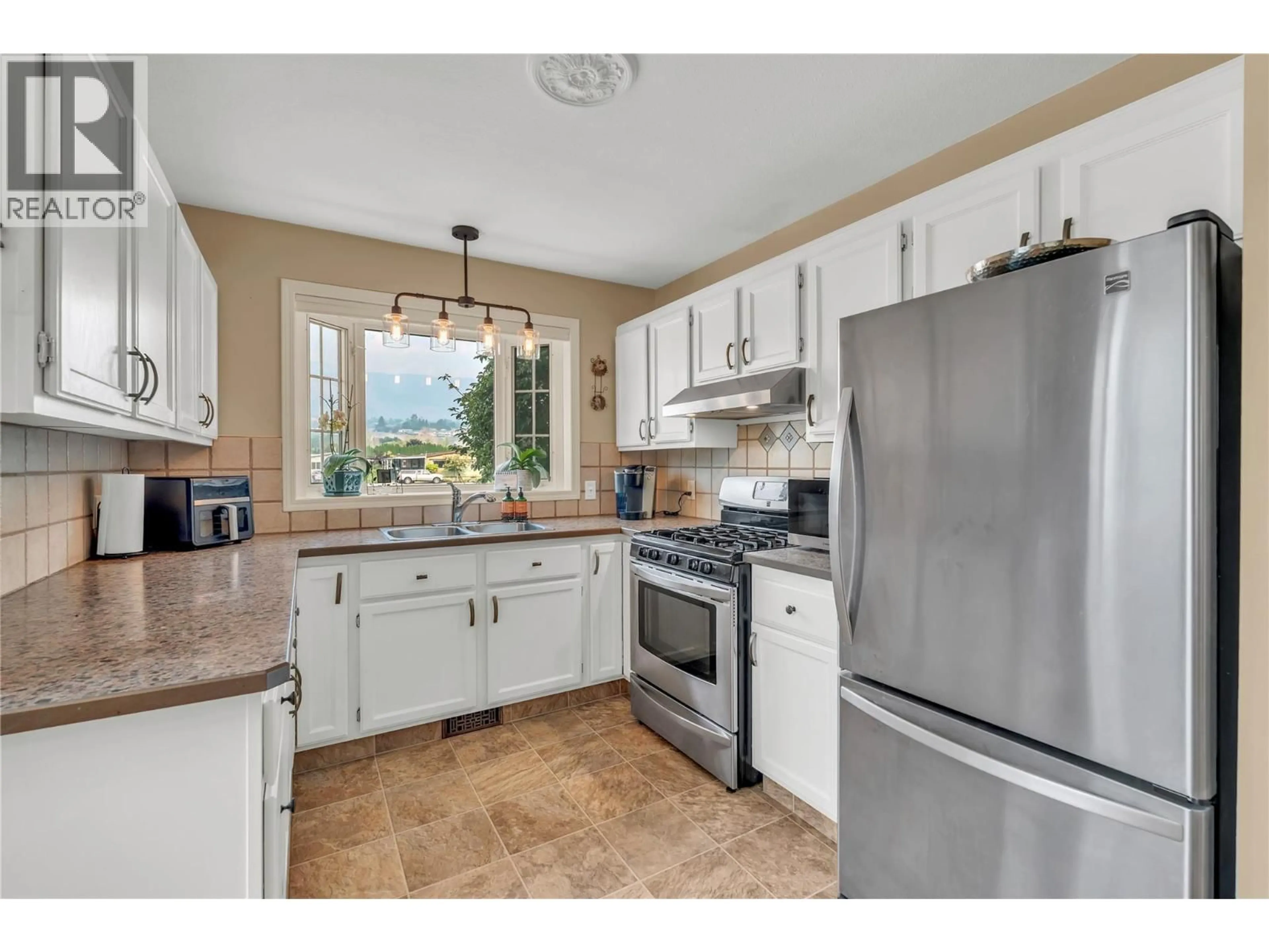 Unknown for 54 - 999 BURNABY AVENUE, Penticton British Columbia V2A1G7