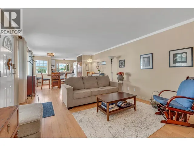 54 - 999 BURNABY AVENUE, Penticton 4