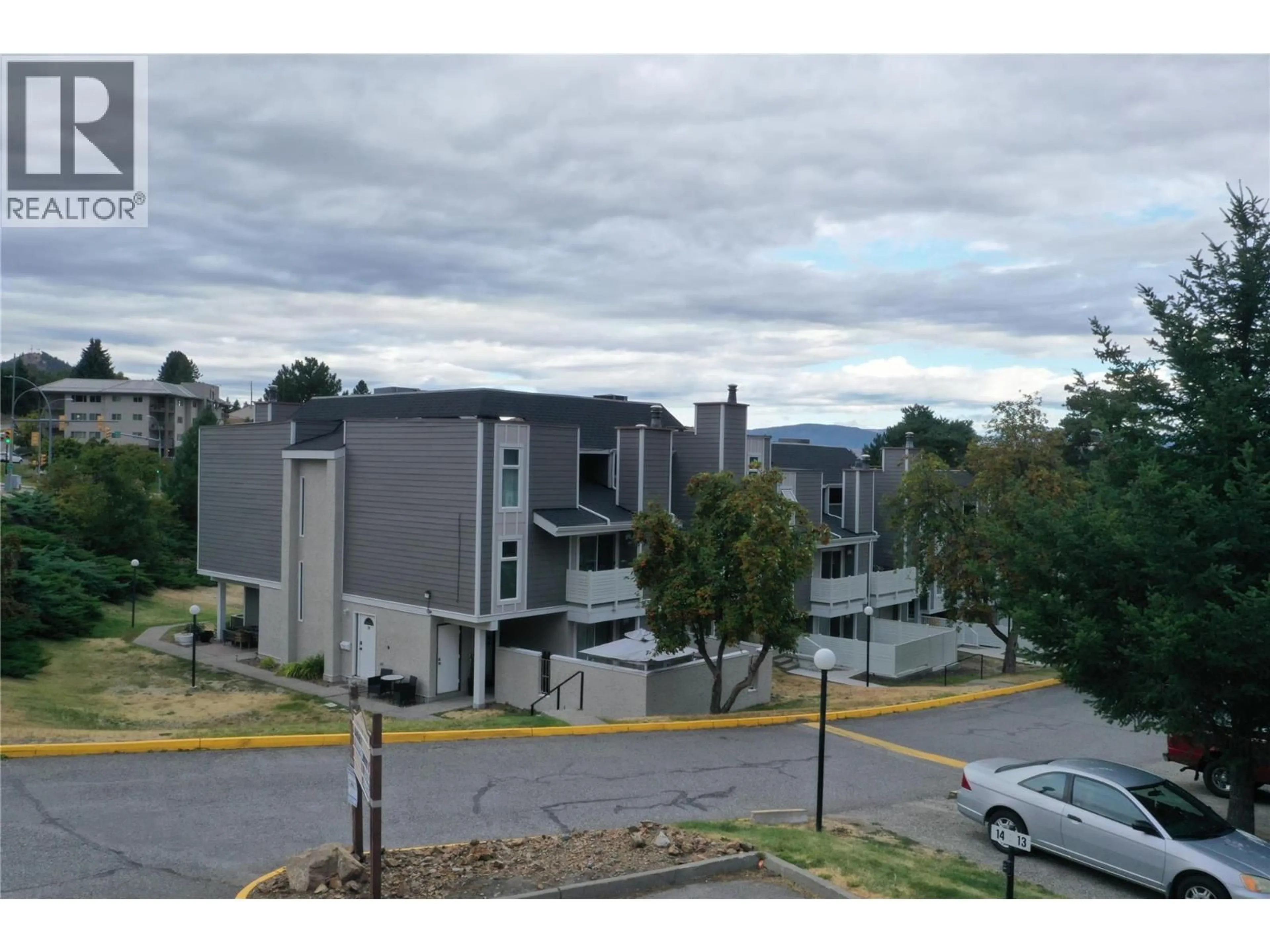 A pic from outside/outdoor area/front of a property/back of a property/a pic from drone, mountain view for 52 - 1435 SUMMIT DRIVE, Kamloops British Columbia V2E1S4