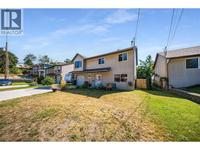 644 8TH STREET, Castlegar 3