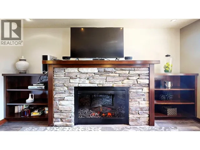 713 E - 700 BIGHORN BOULEVARD, Radium Hot Springs 5