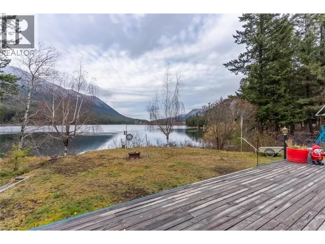 11805 FOUNTAIN VALLEY ROAD, Lillooet 3