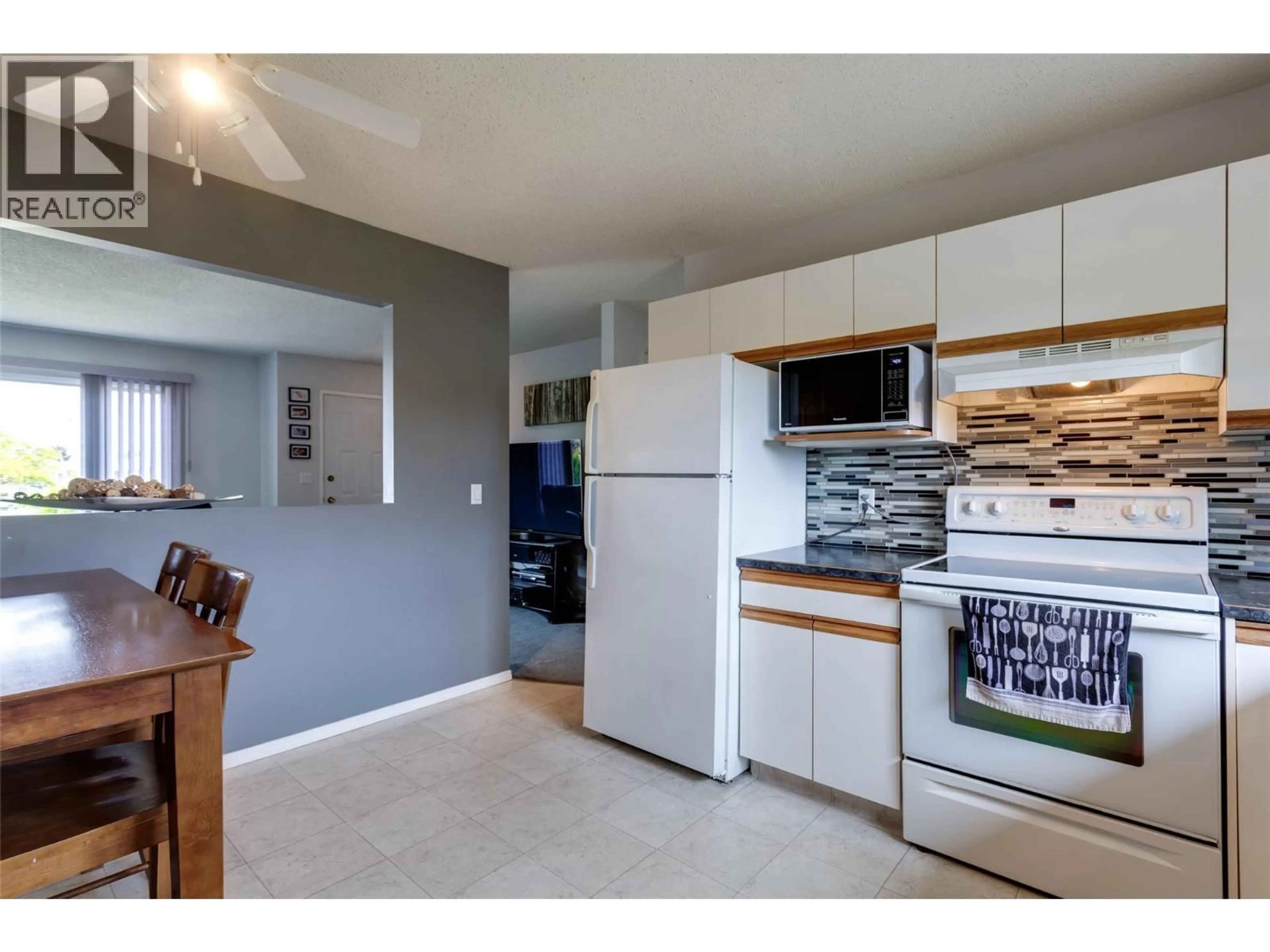Open concept kitchen, unknown for 685 QUIGLEY ROAD, Kelowna British Columbia V1X1A6