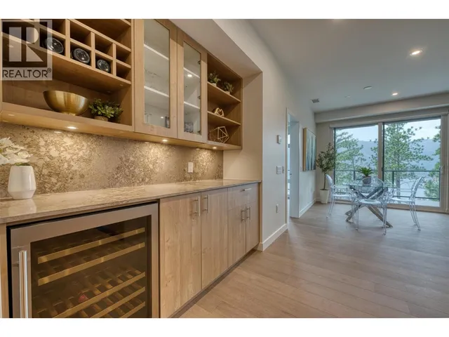 306 - 9652 BENCHLAND DRIVE, Lake Country 5