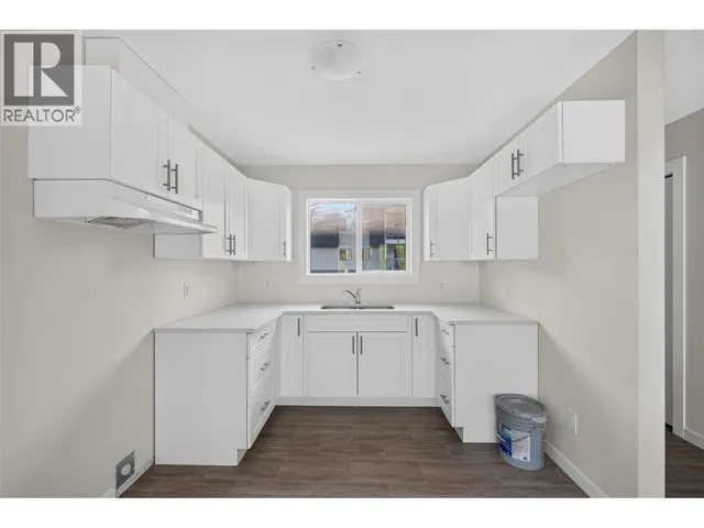 206 - 4004 34 STREET, Vernon 5