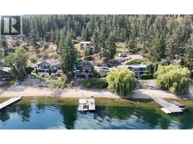 957 LITTLE SHUSWAP LAKE ROAD, Chase 3