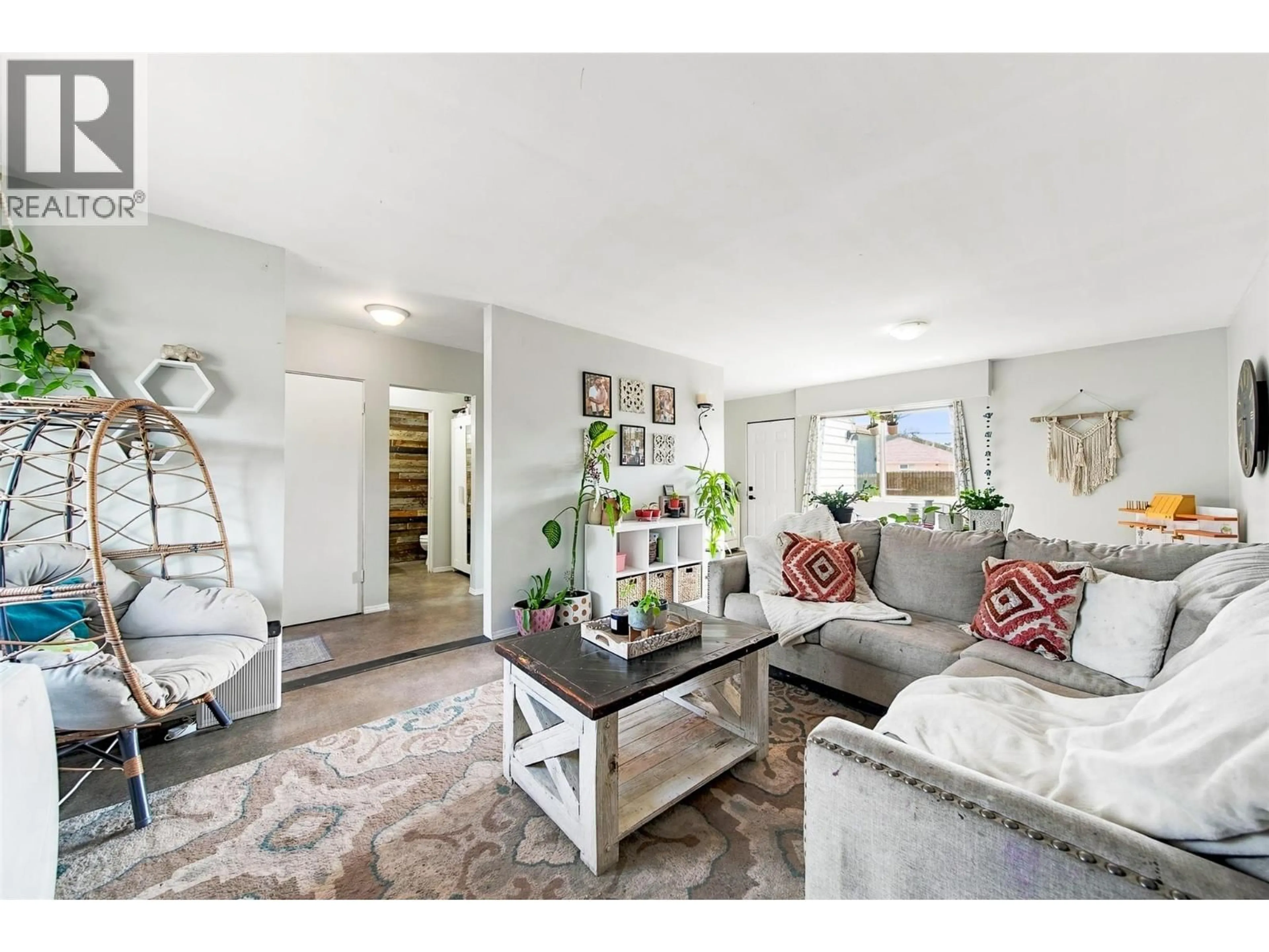 Living room with furniture, unknown for 4 - 2390 SEYOM CRESCENT, Merritt British Columbia V1K1B8