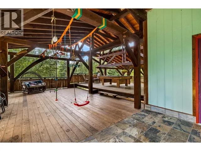 14356 3A HIGHWAY, Gray Creek 2